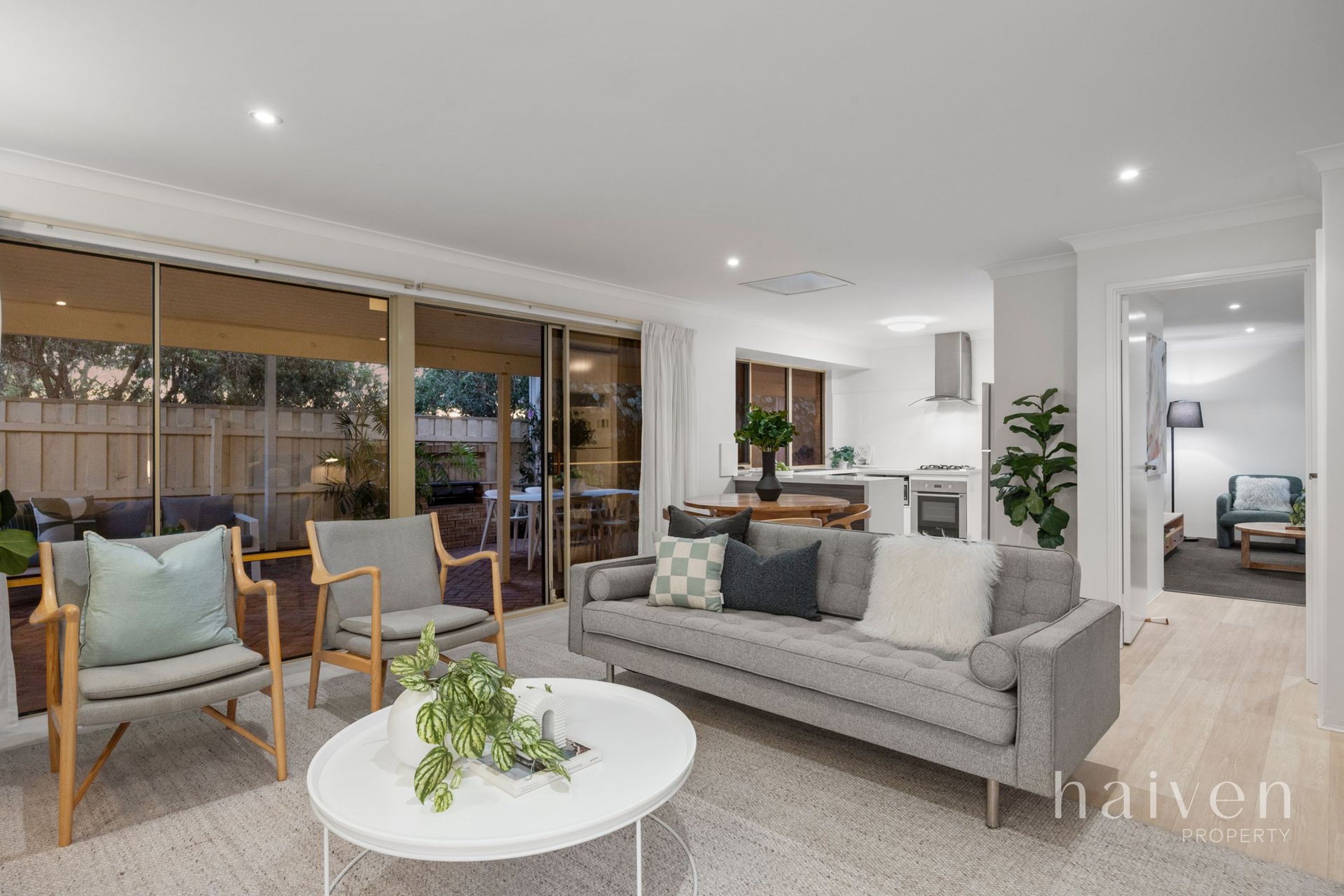 17 Cameron Green, Floreat - Thumbnail 2