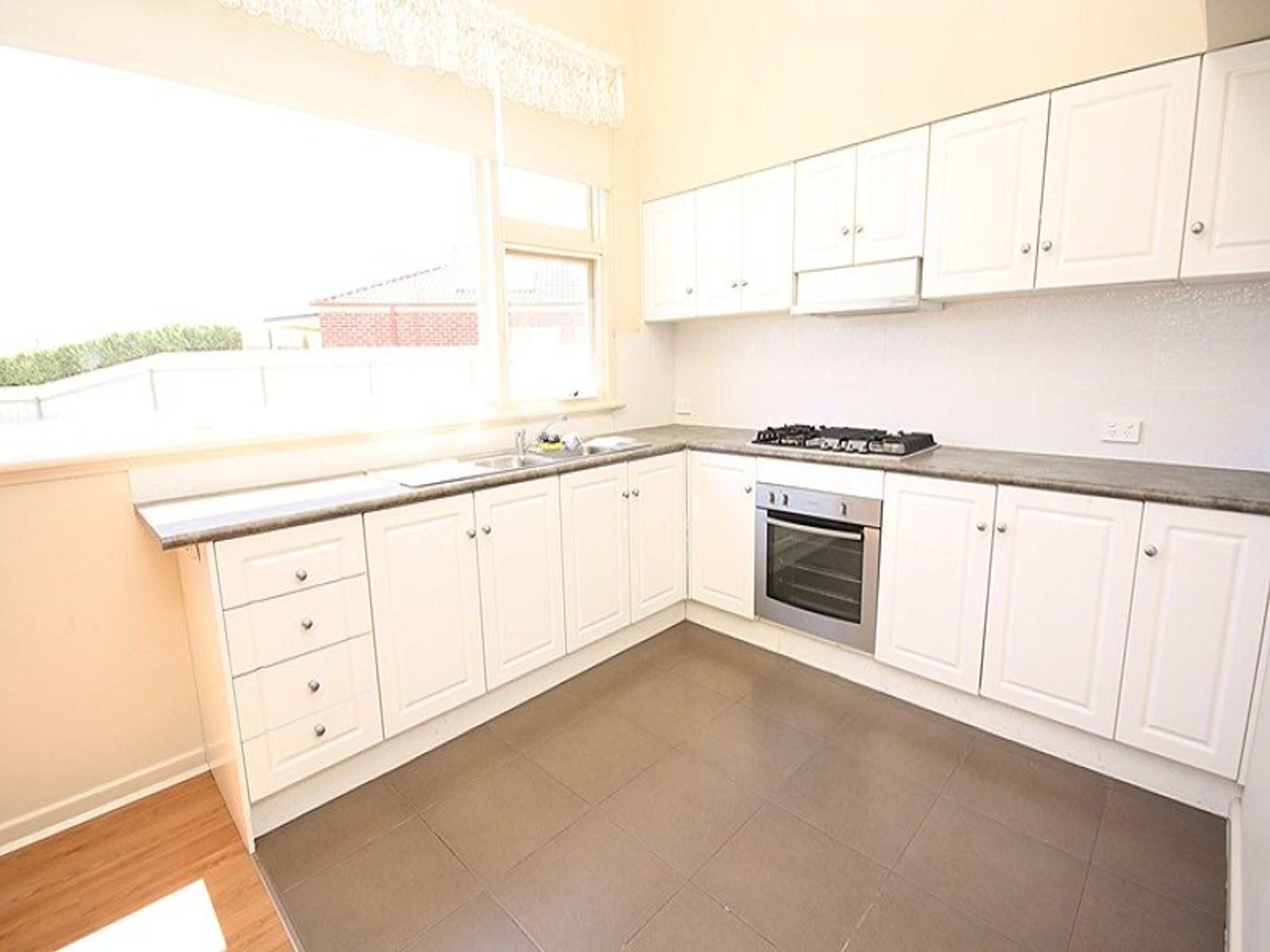 9 Motavu Drive, Horsham VIC 3400, Horsham - Thumbnail 7