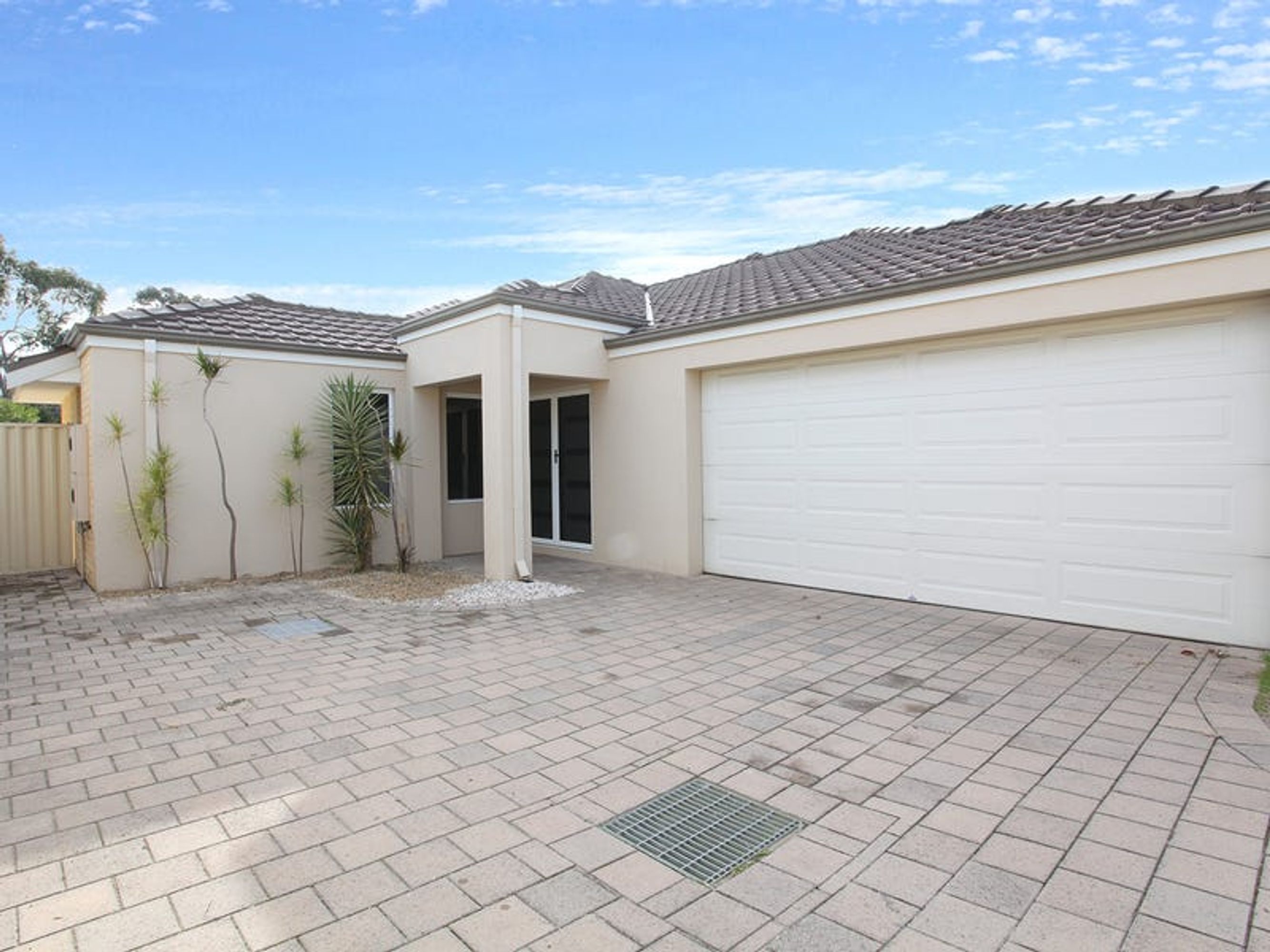 30a Hackbridge Way