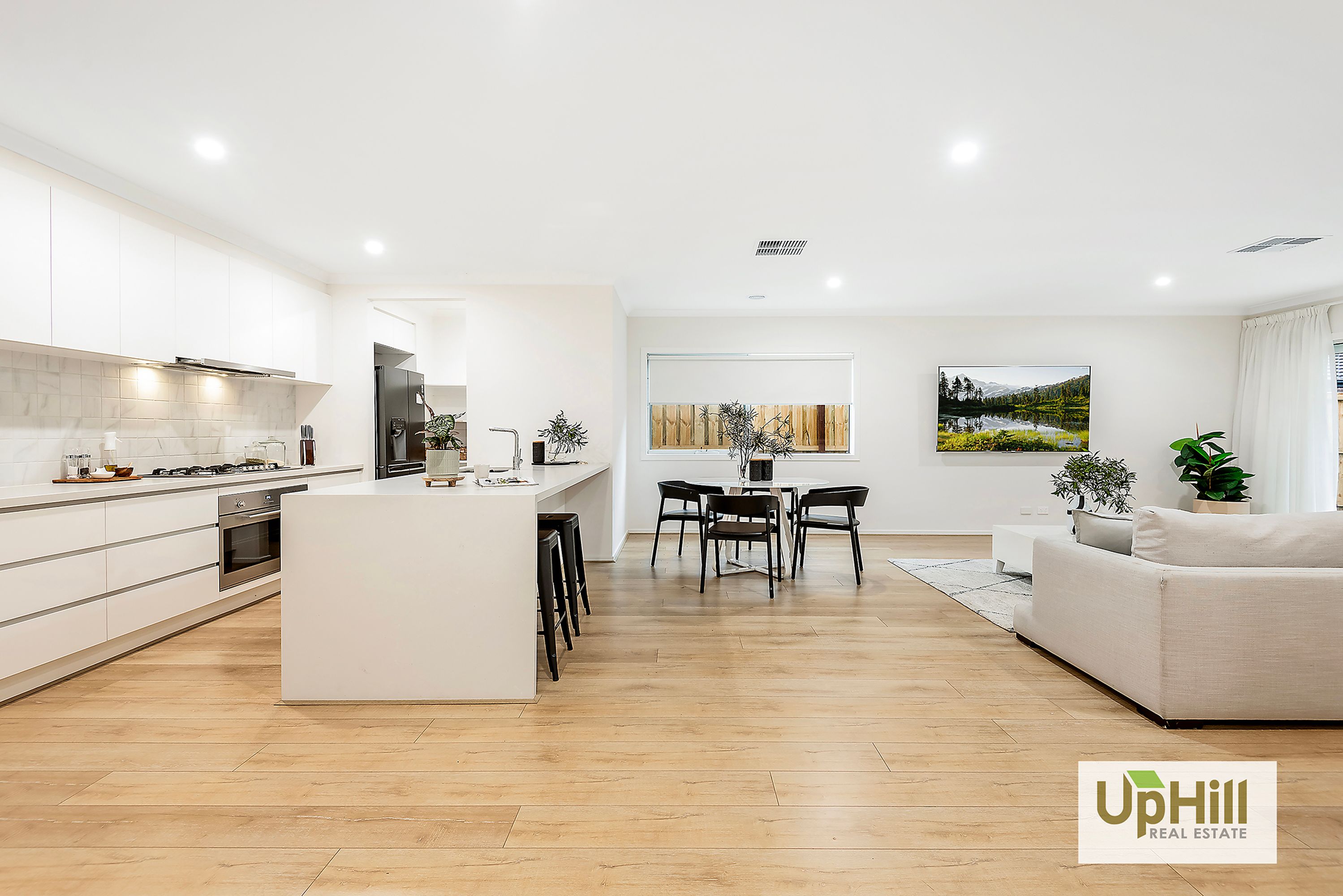 40 Burnbank Parade, Clyde North - Thumbnail 7