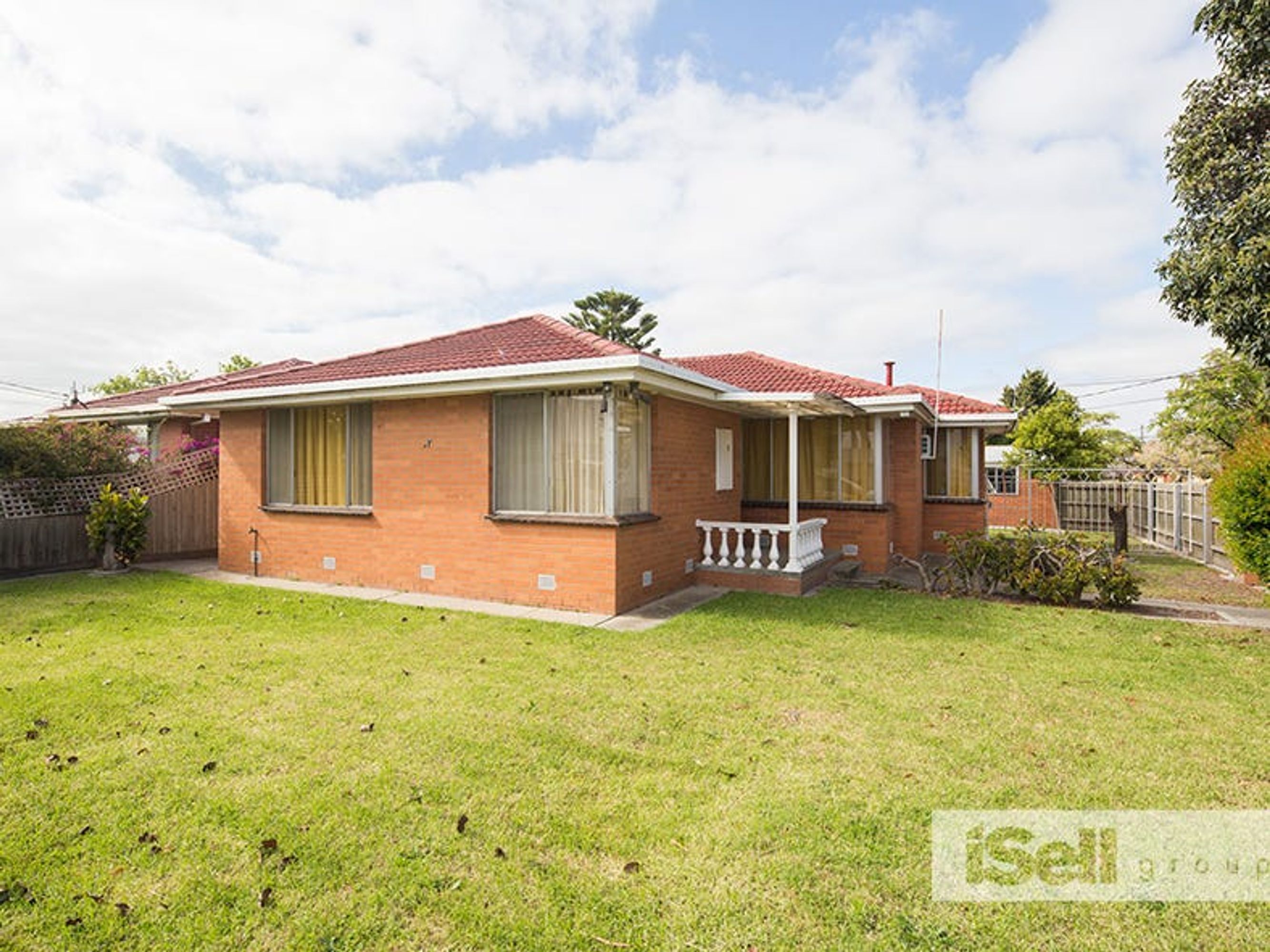 4 Villa Road