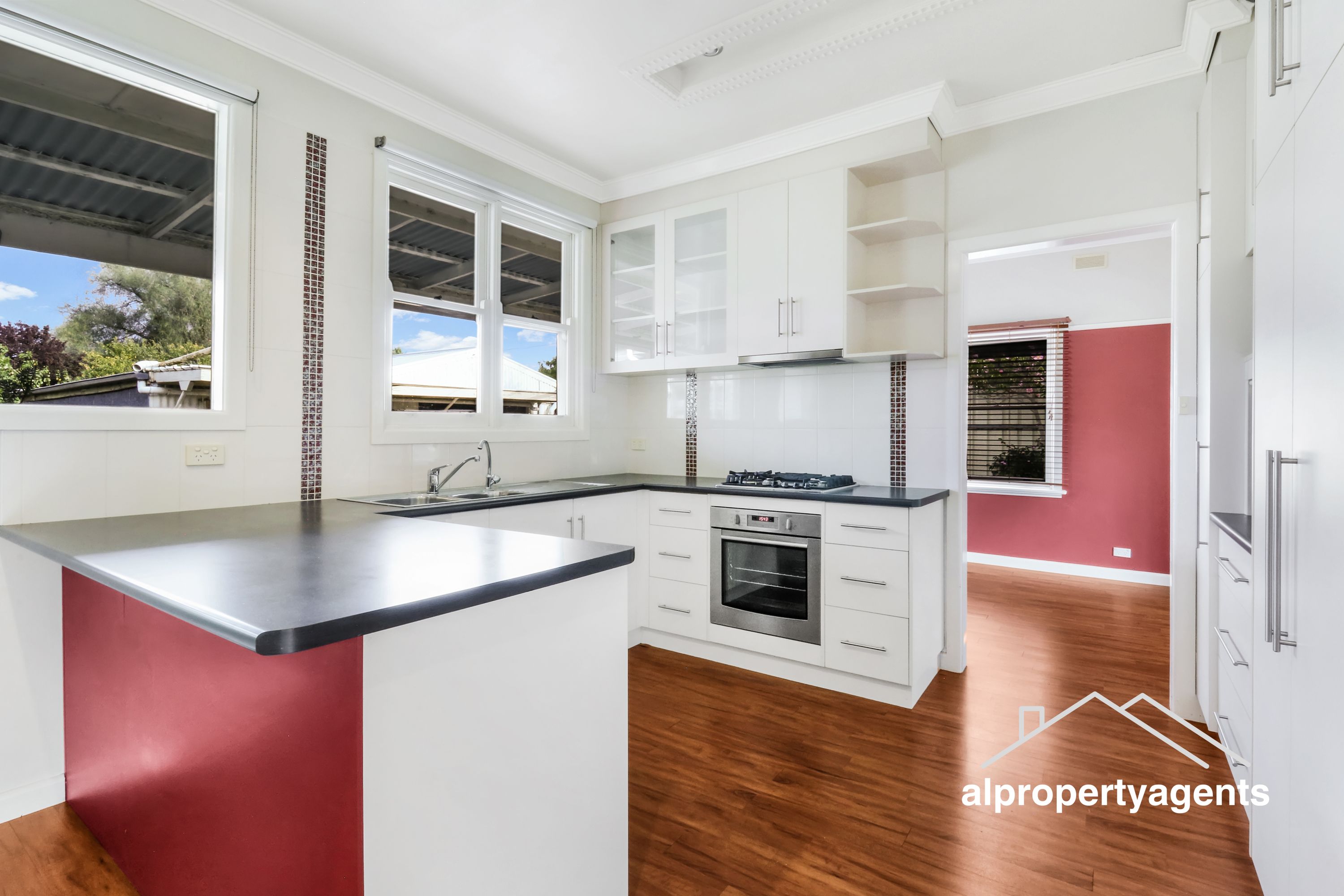 21 Federation Avenue, Horsham VIC 3400, Horsham - Thumbnail 2
