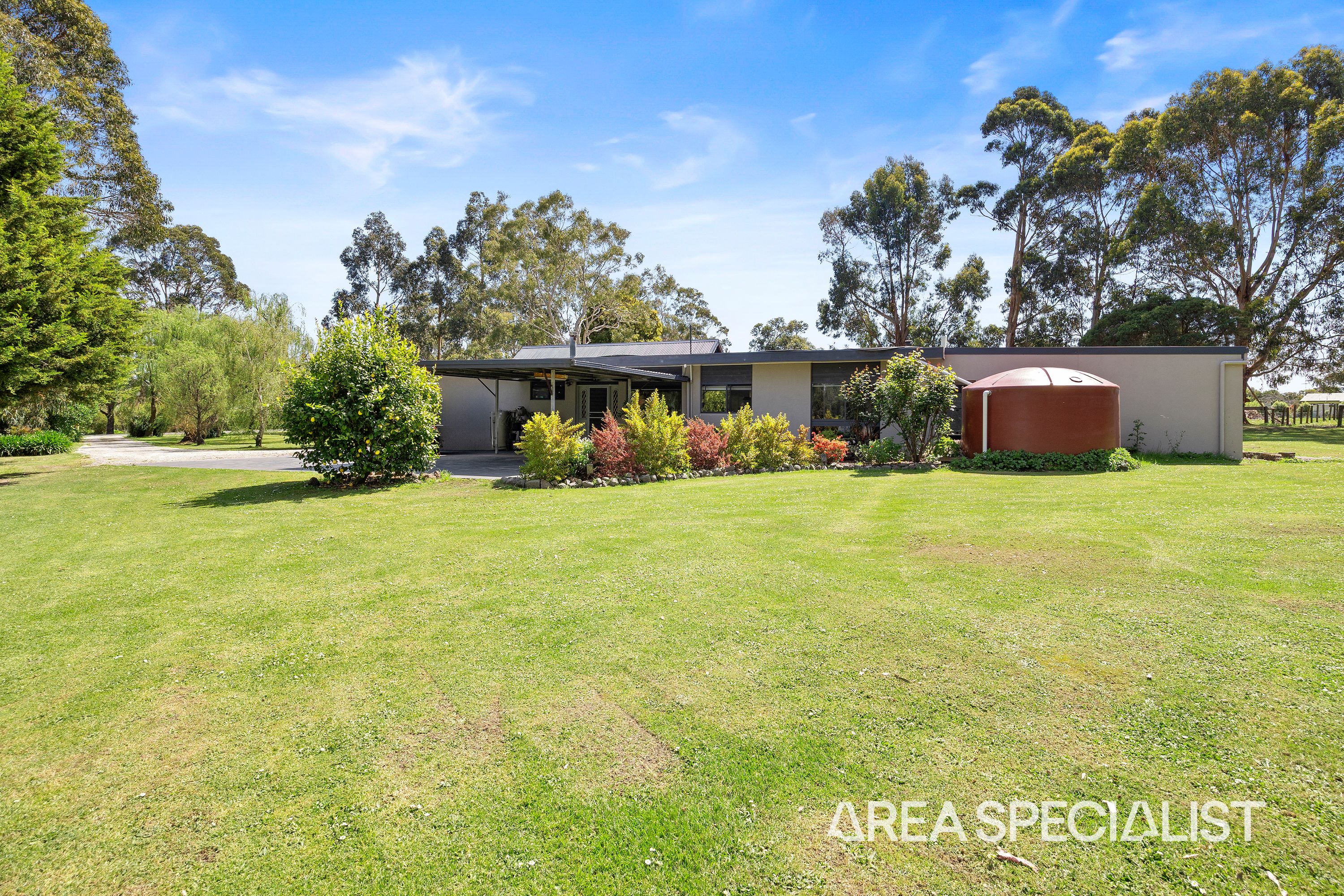 22 Forster Drive, Nyora - Image 1