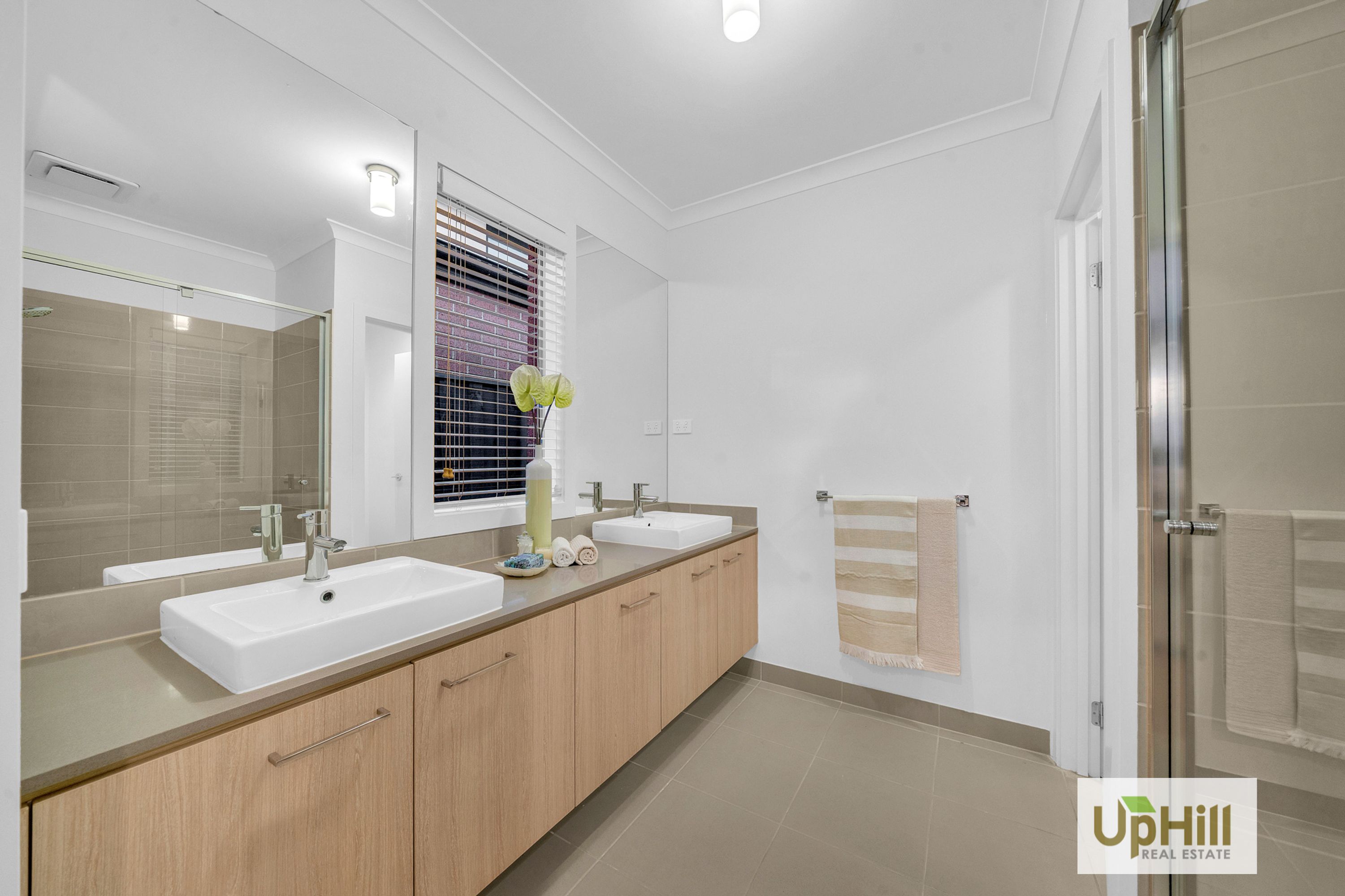 5 Speargrass Close, Clyde North - Thumbnail 4