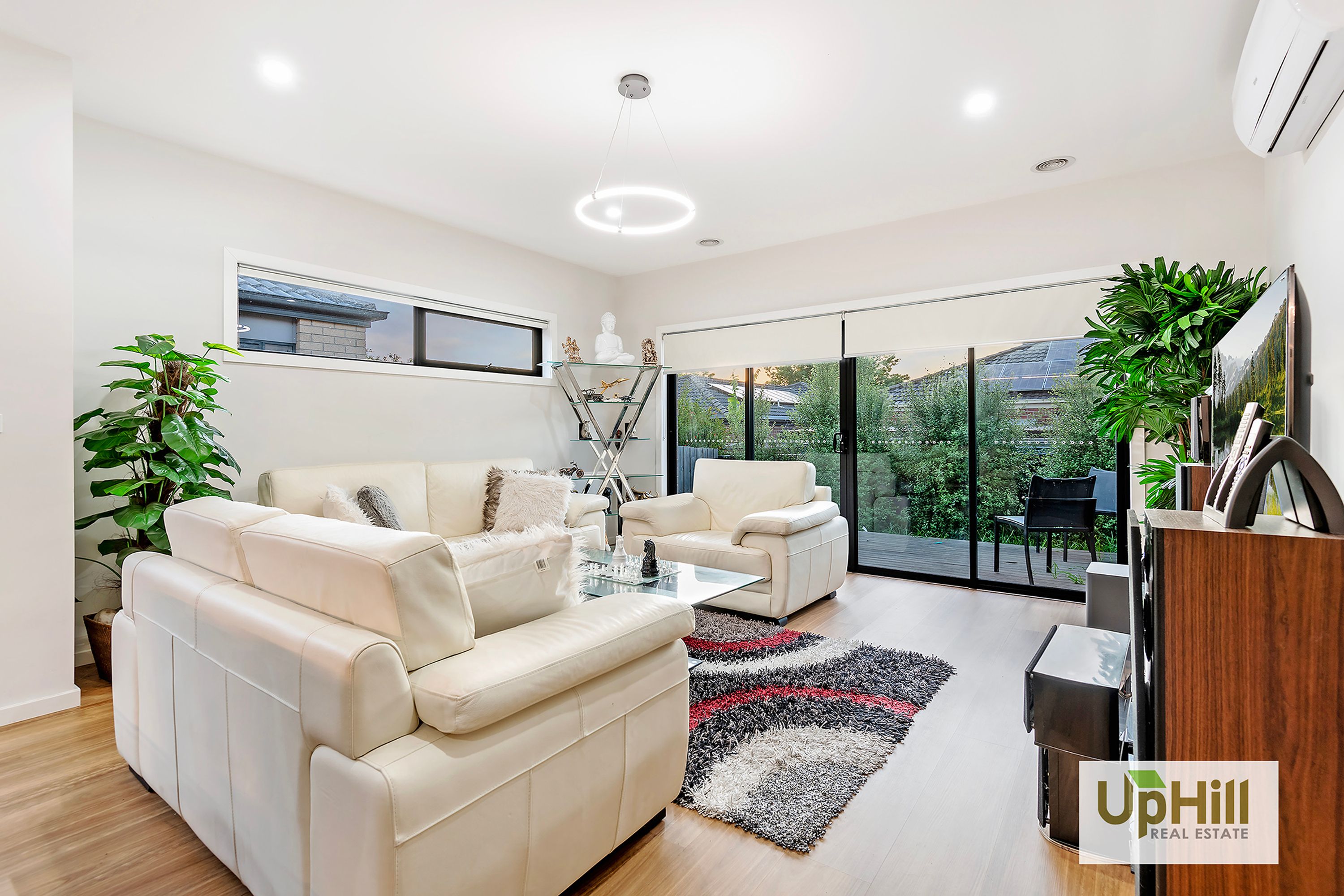 19 Merlot Way, Clyde North - Thumbnail 7