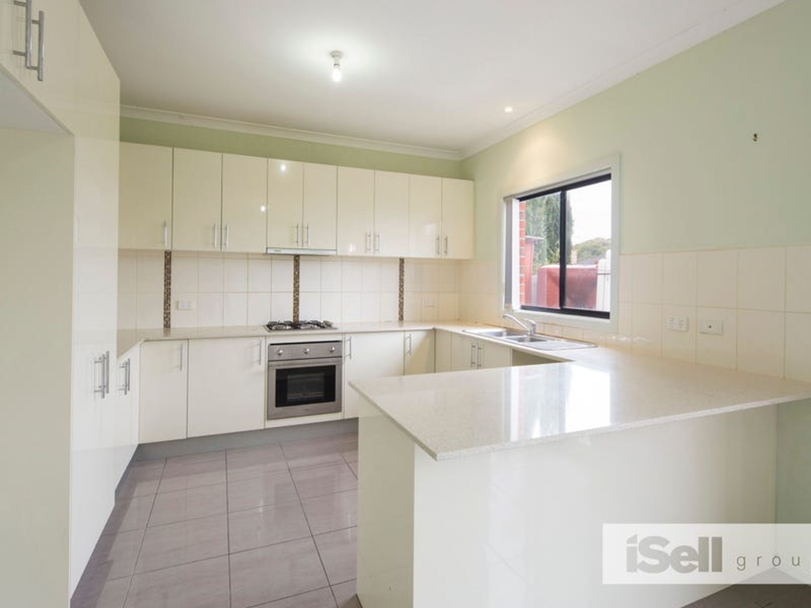 2/13 Davey Court, Springvale - Thumbnail 5