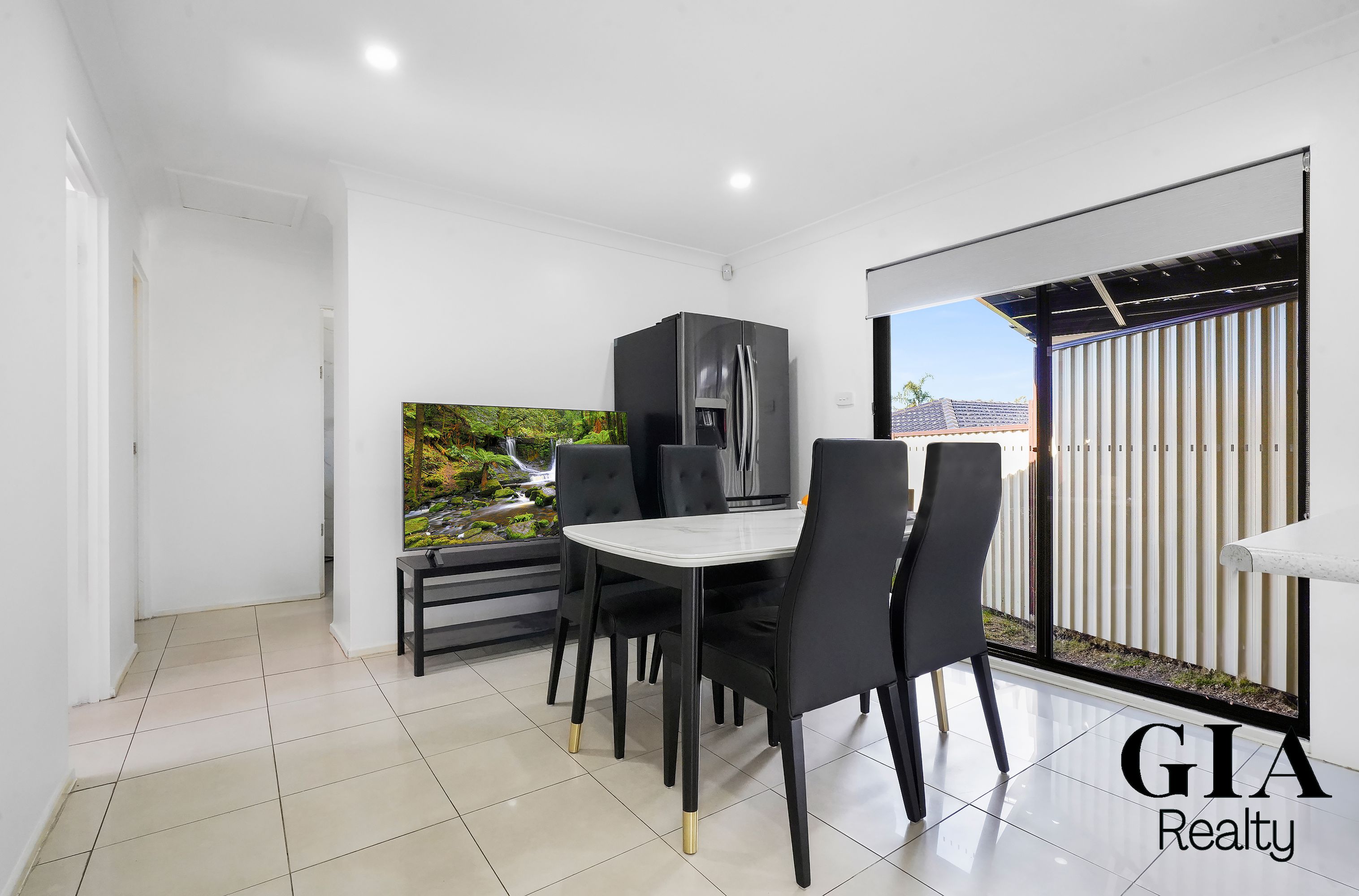 72 Dransfield Road, Edensor Park - Thumbnail 3