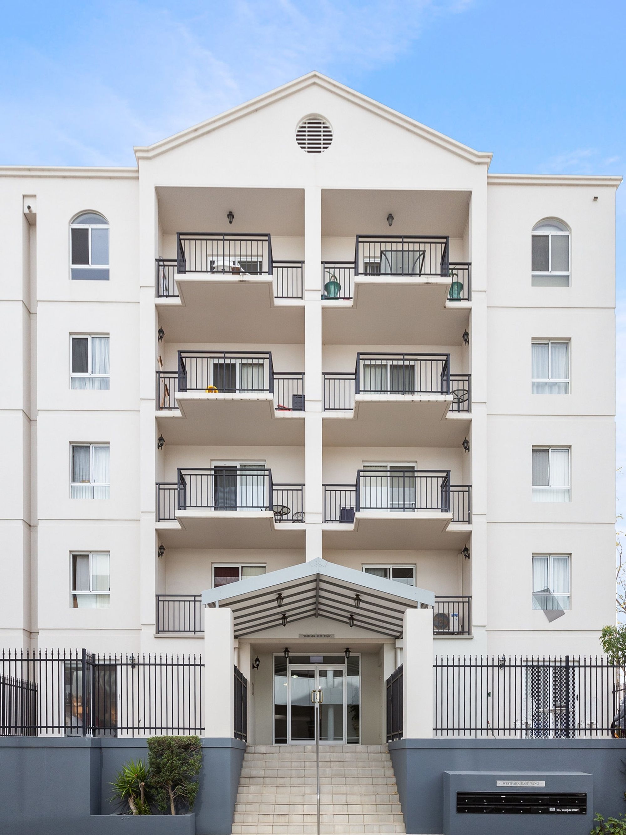 E1/E1/161 Colin Street, West Perth - Thumbnail 3