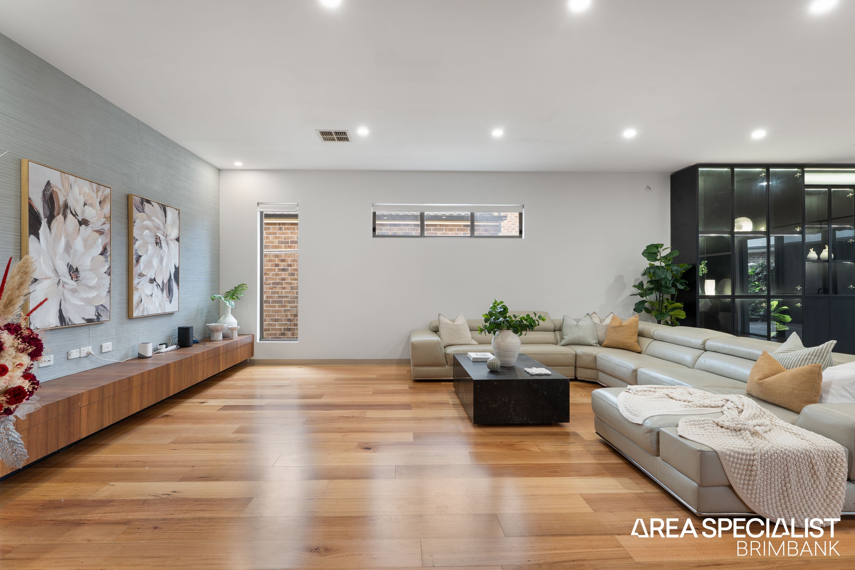 18 Clarian Street, Cairnlea, Cairnlea - Thumbnail 5