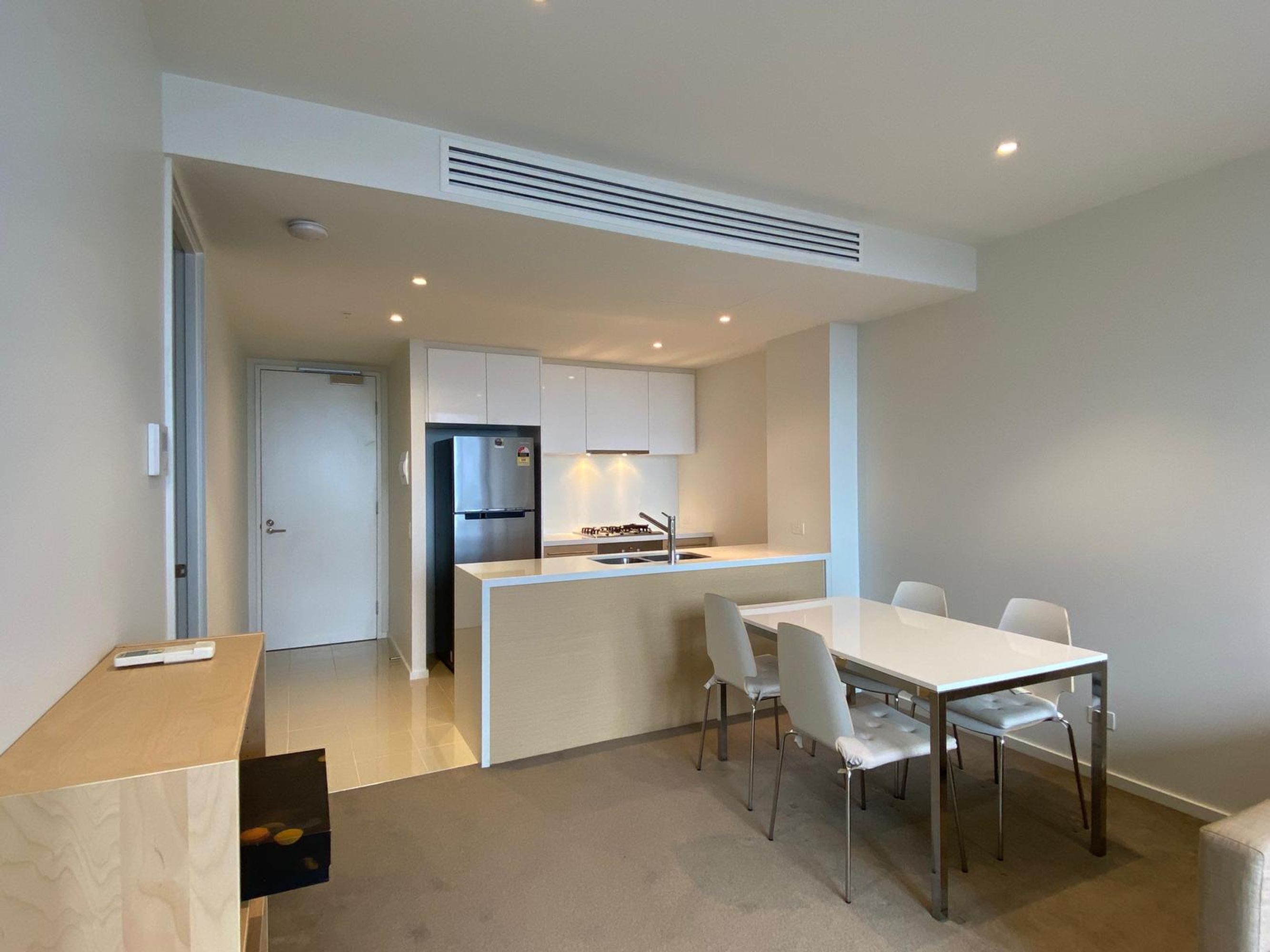 3404/318 Russell Street, Melbourne - Thumbnail 3