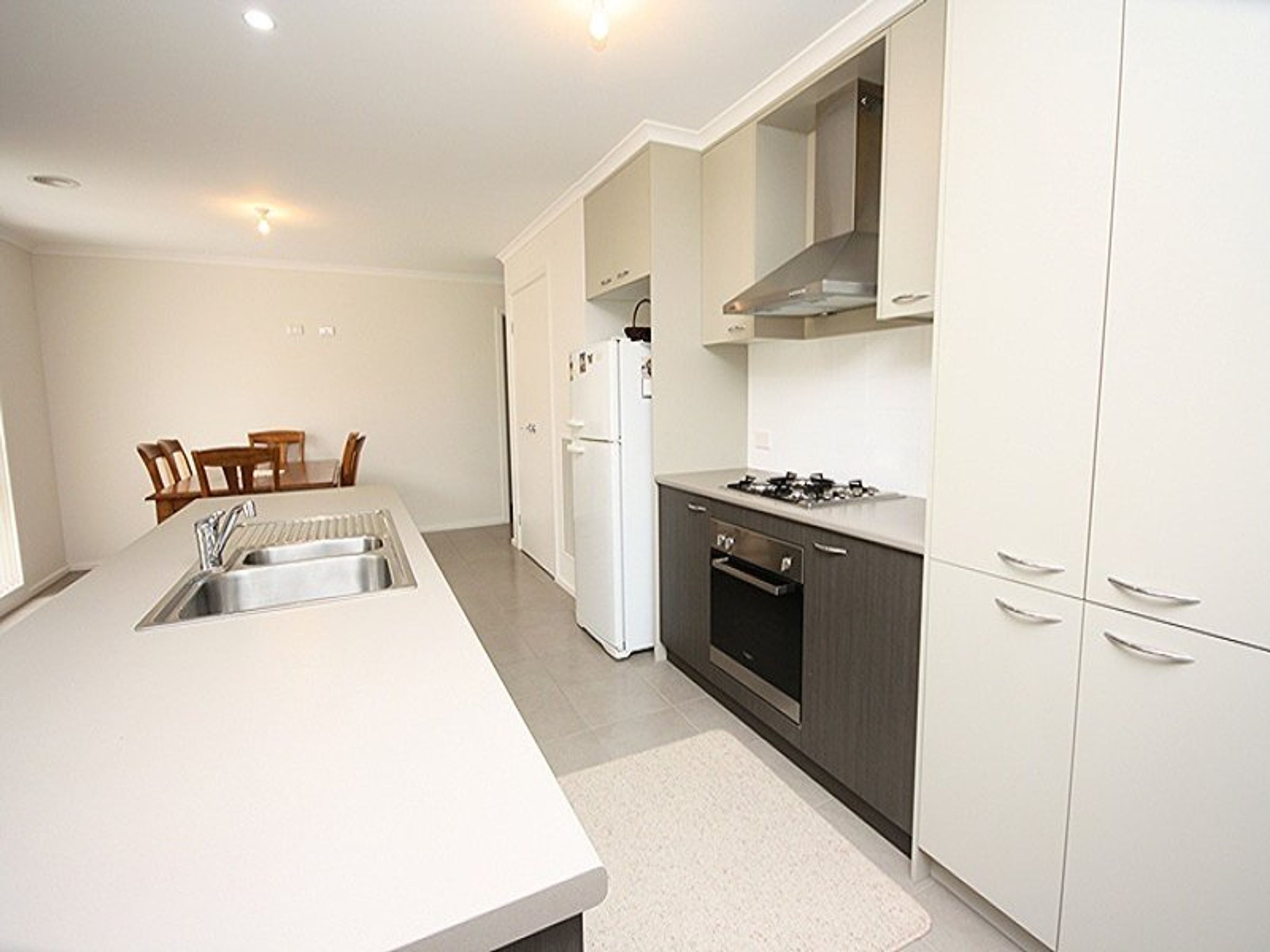 27 Arthur Drive, Horsham VIC 3400, Horsham - Thumbnail 4