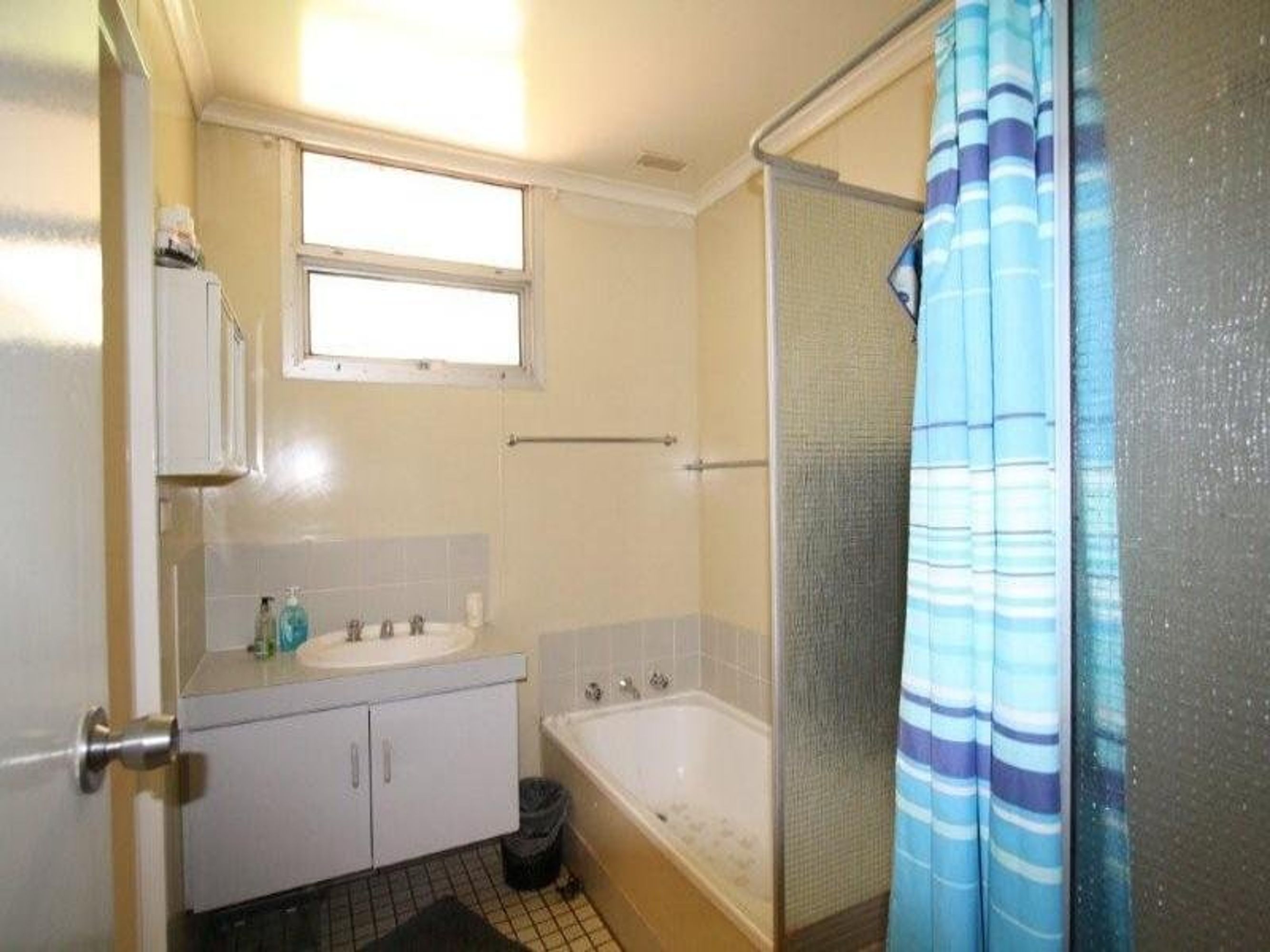 22 Gandawarra Crescent, Newman, Newman - Thumbnail 8