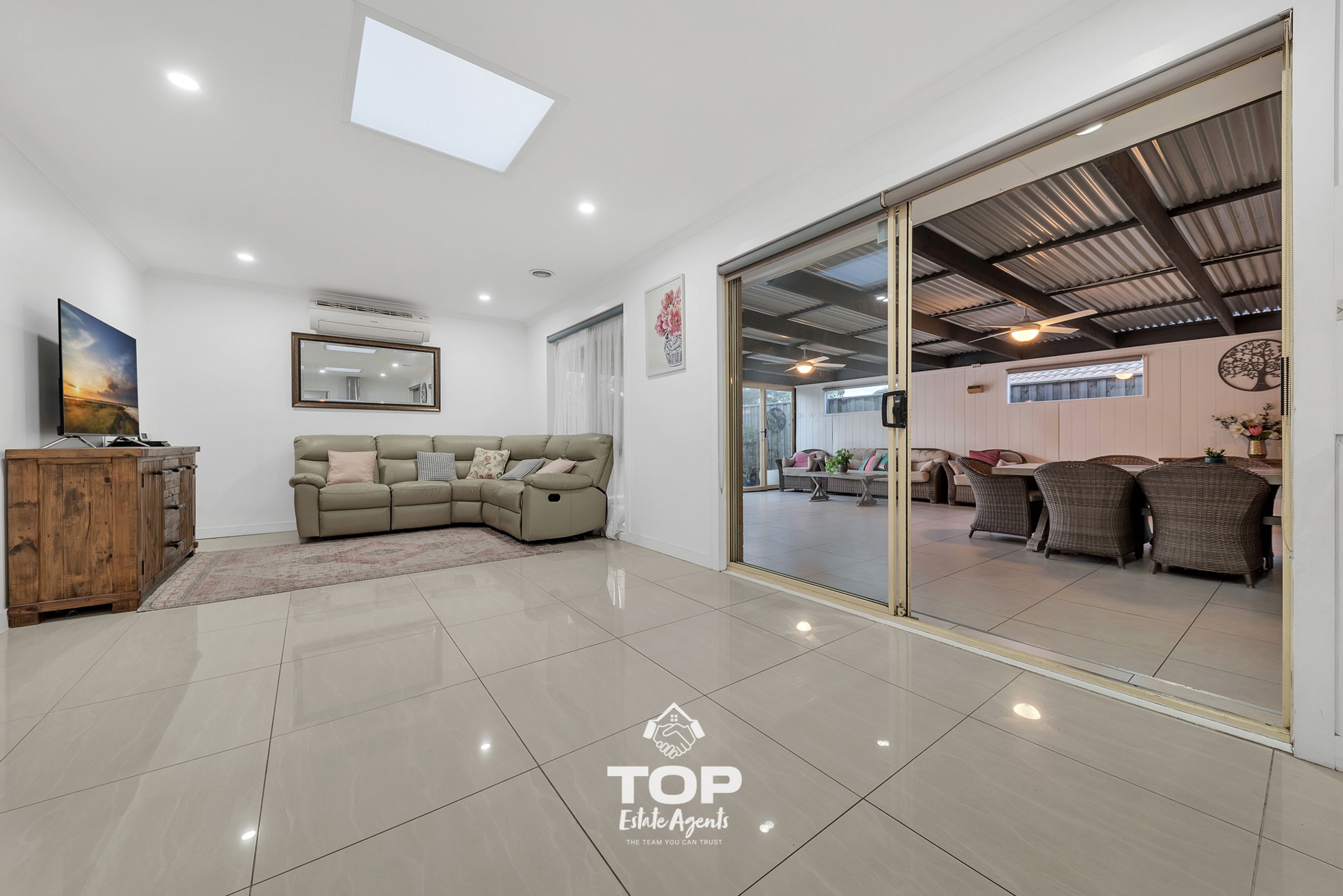 12 Douglas Court, Cranbourne West - Thumbnail 7