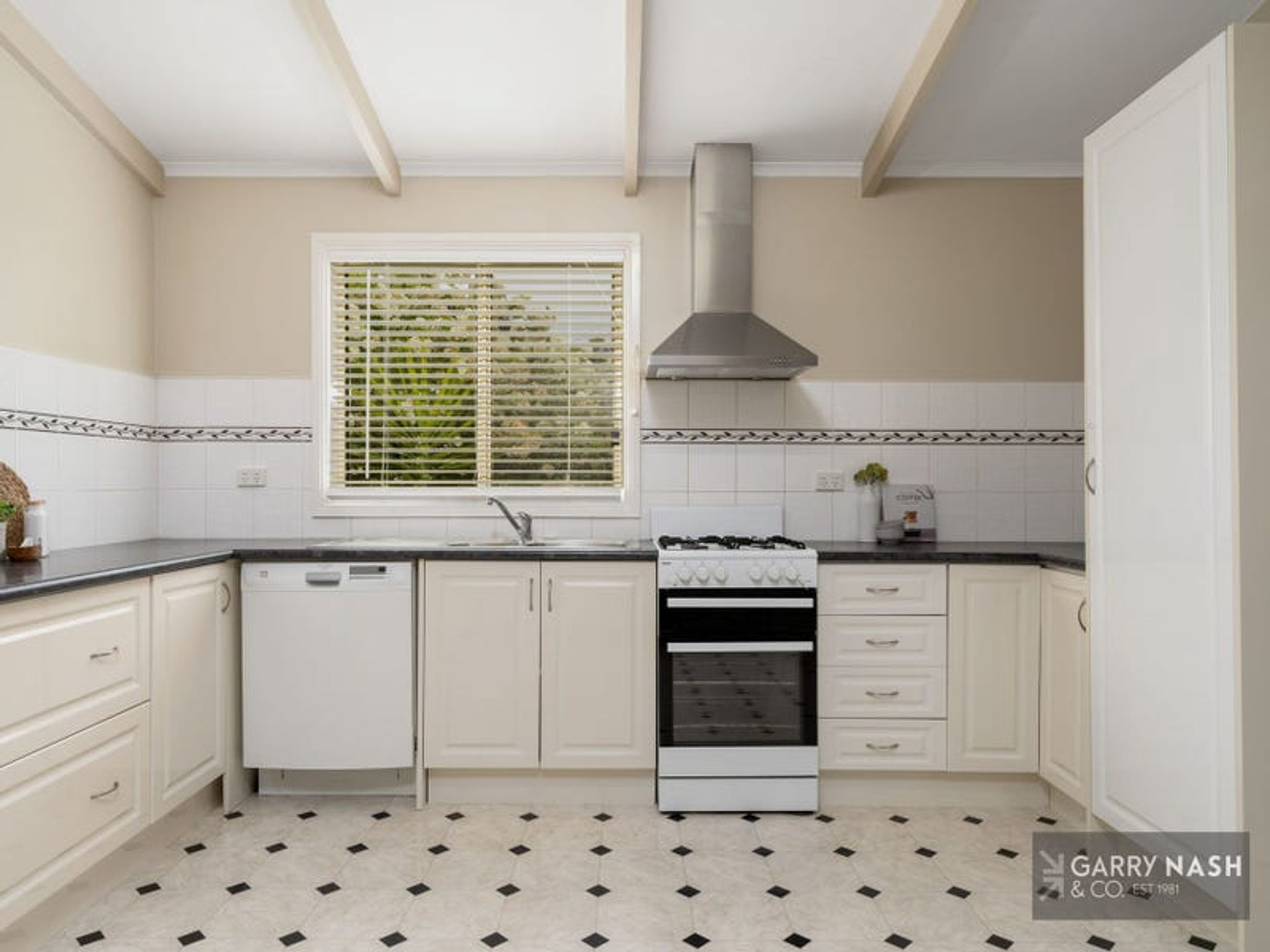 164 Murdoch Road, wangaratta, Wangaratta - Thumbnail 3