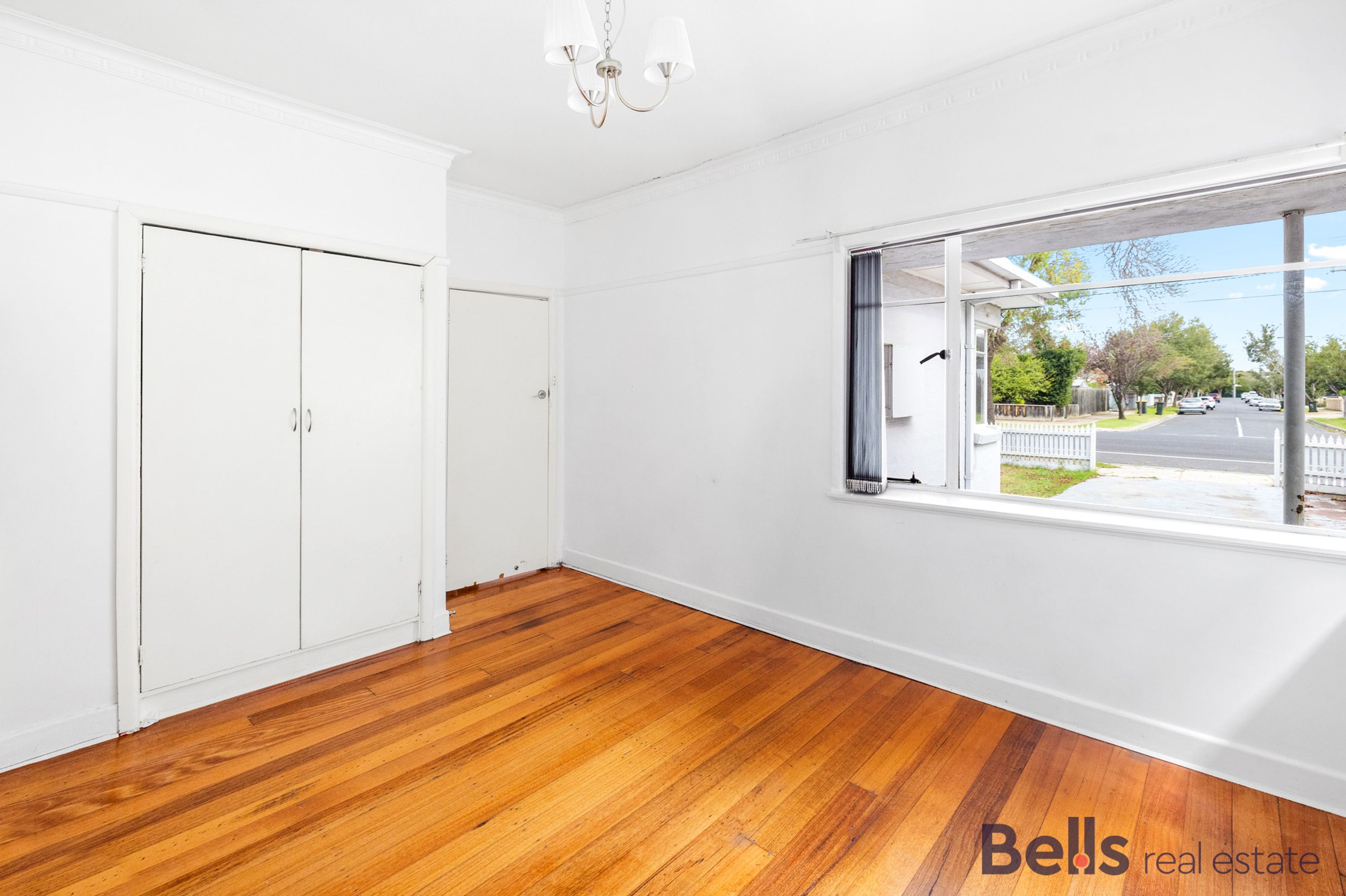 86 Cornwall Road, Sunshine - Thumbnail 5