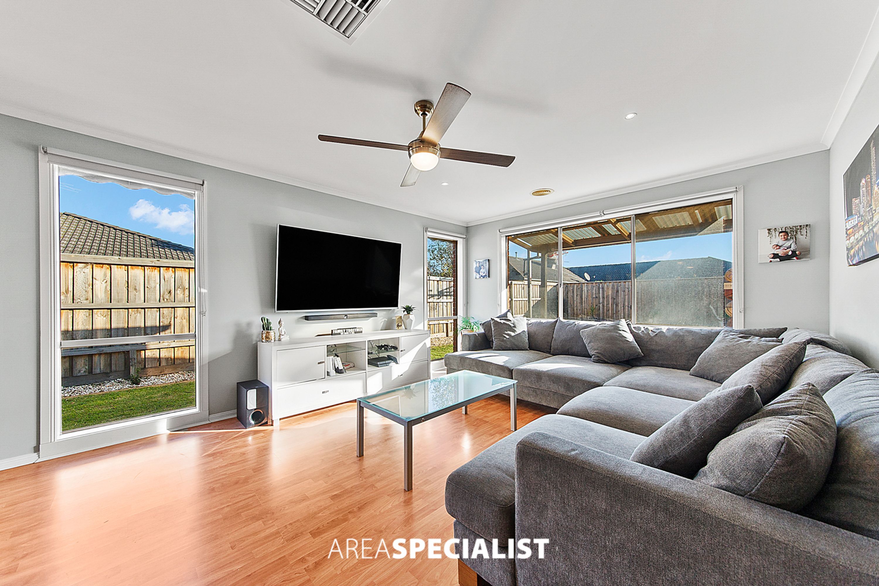 29 Thornbill Circuit, Pakenham - Thumbnail 3