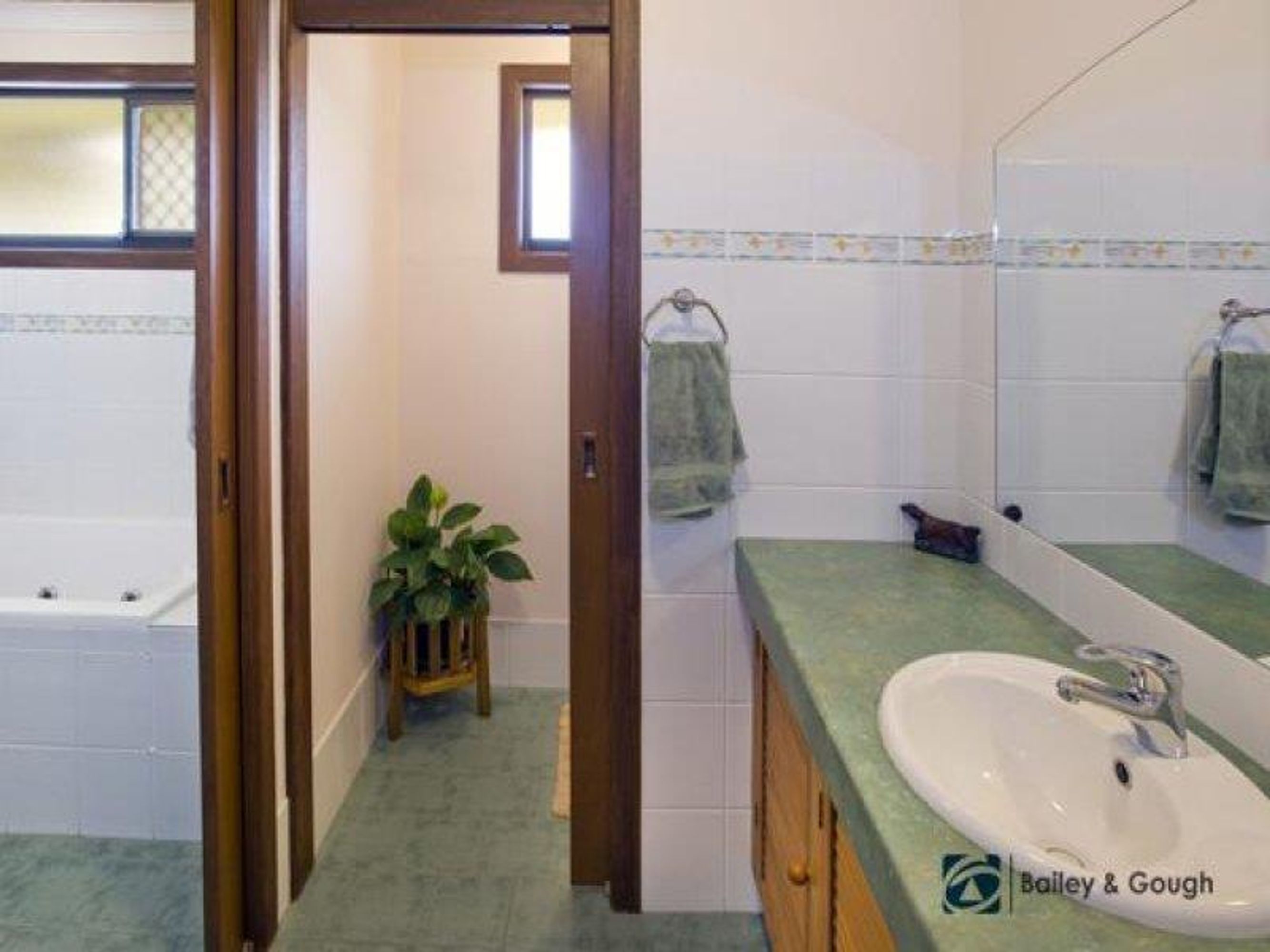 12 Greenfields Drv, Junction Hill - Thumbnail 7