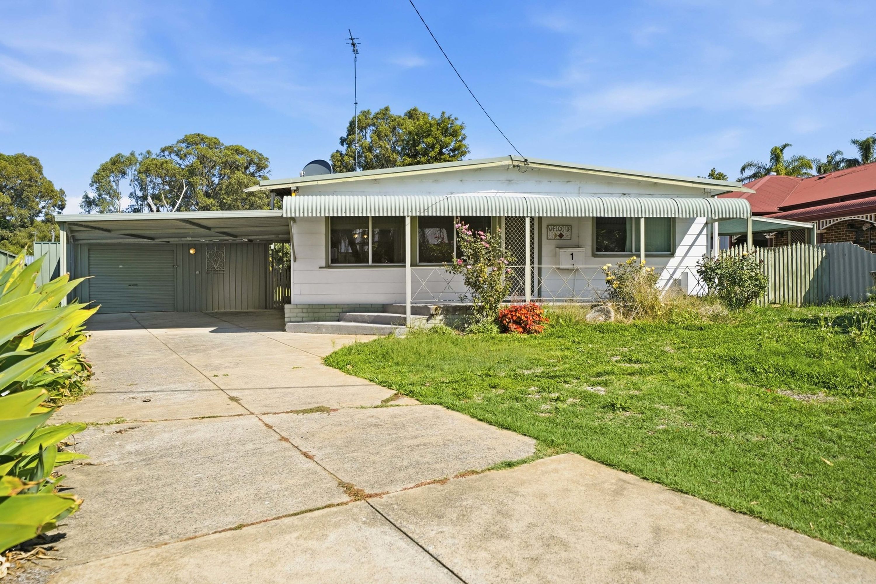 1 Karrul Way, Greenfields