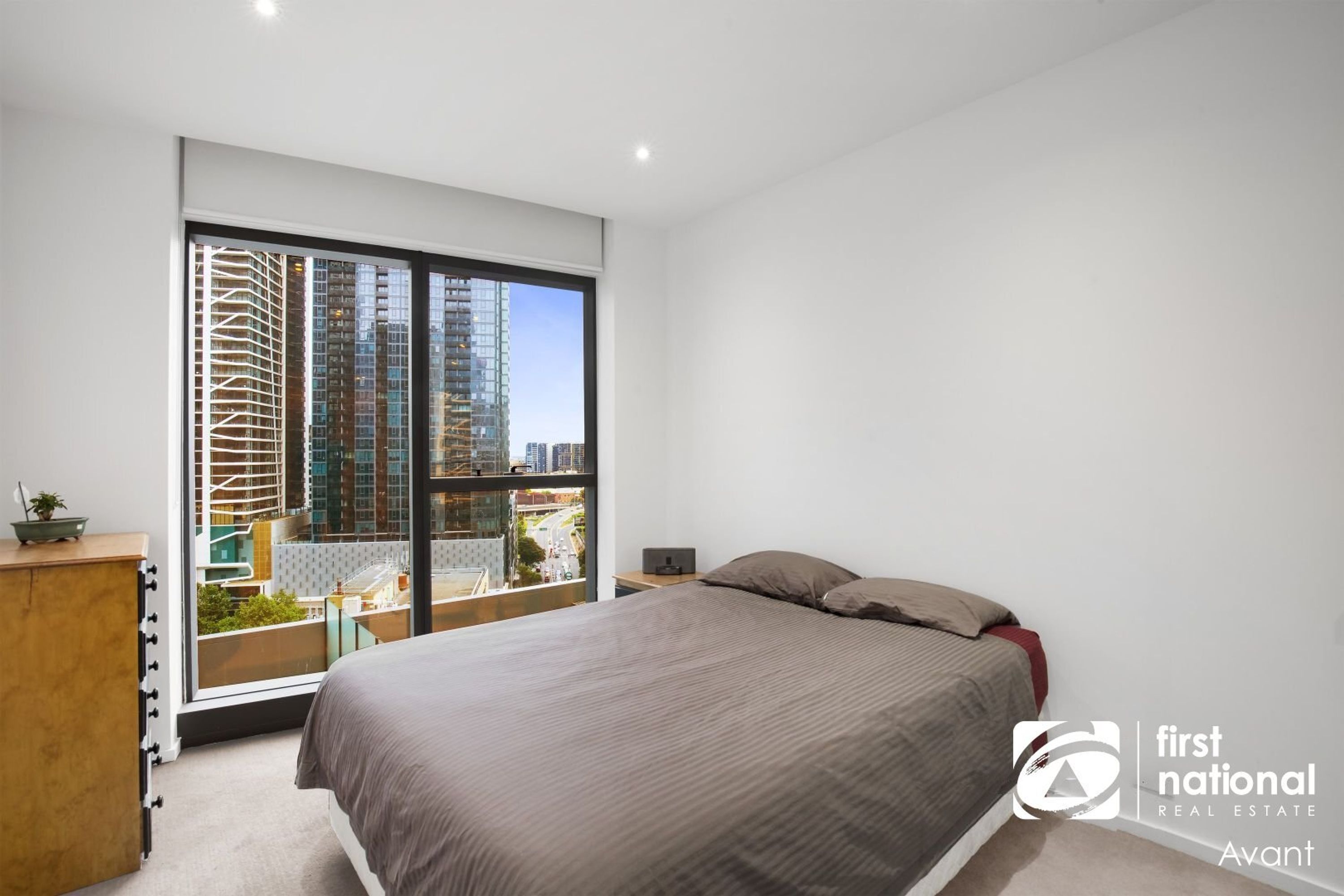1113/9 Power Street, Southbank - Thumbnail 4