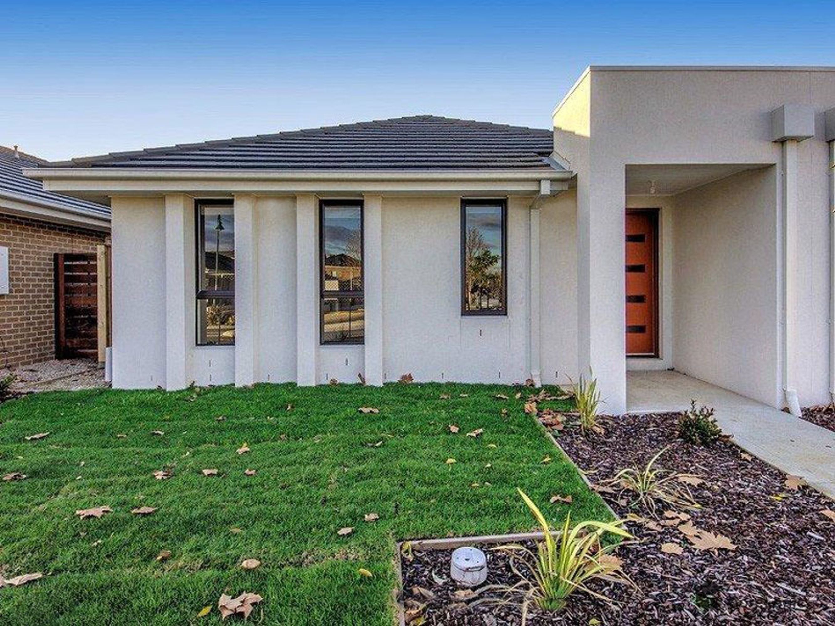 3/6 Highwood Drive, Hillside - Thumbnail 2
