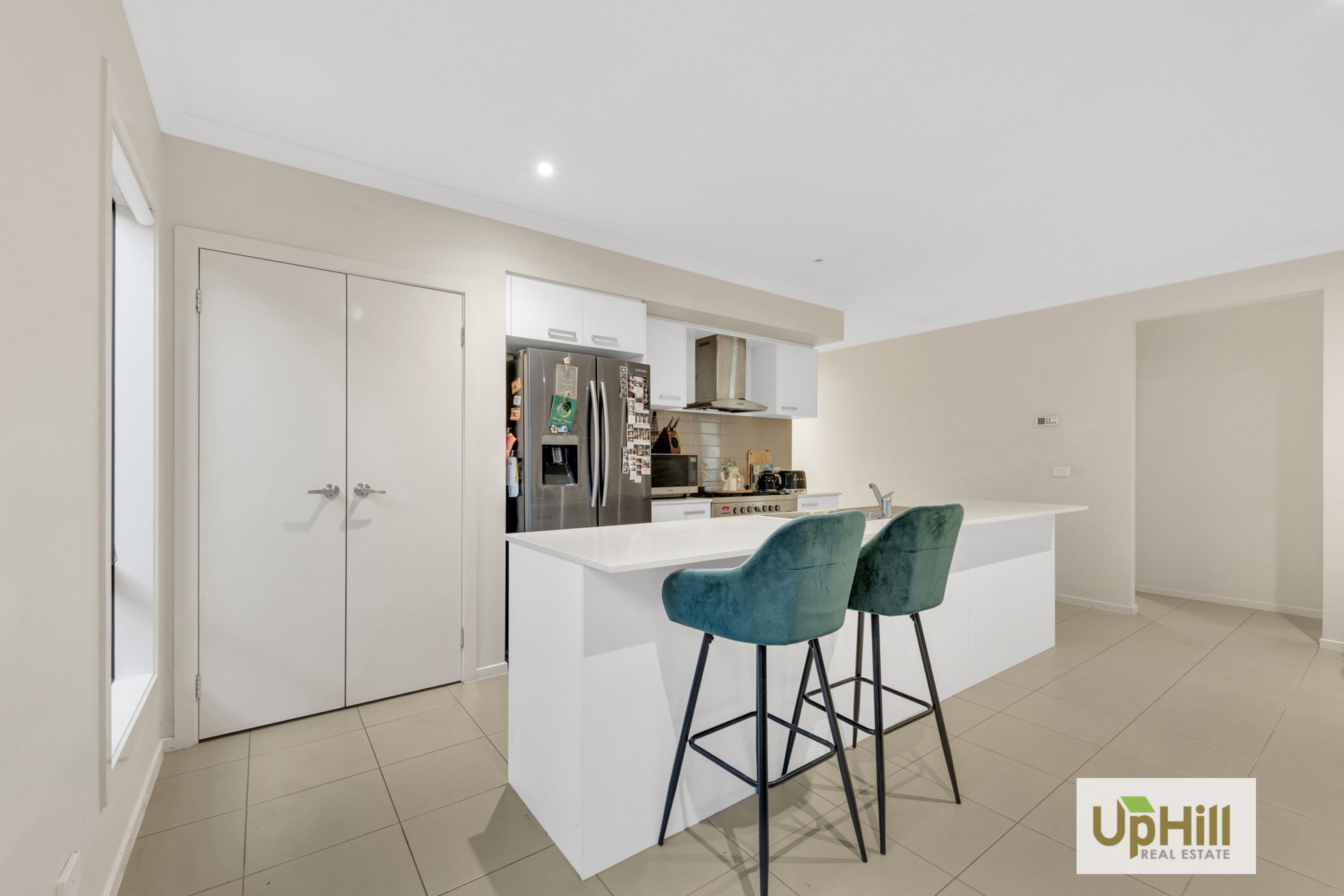 9 Langshan Road, Clyde North - Thumbnail 7