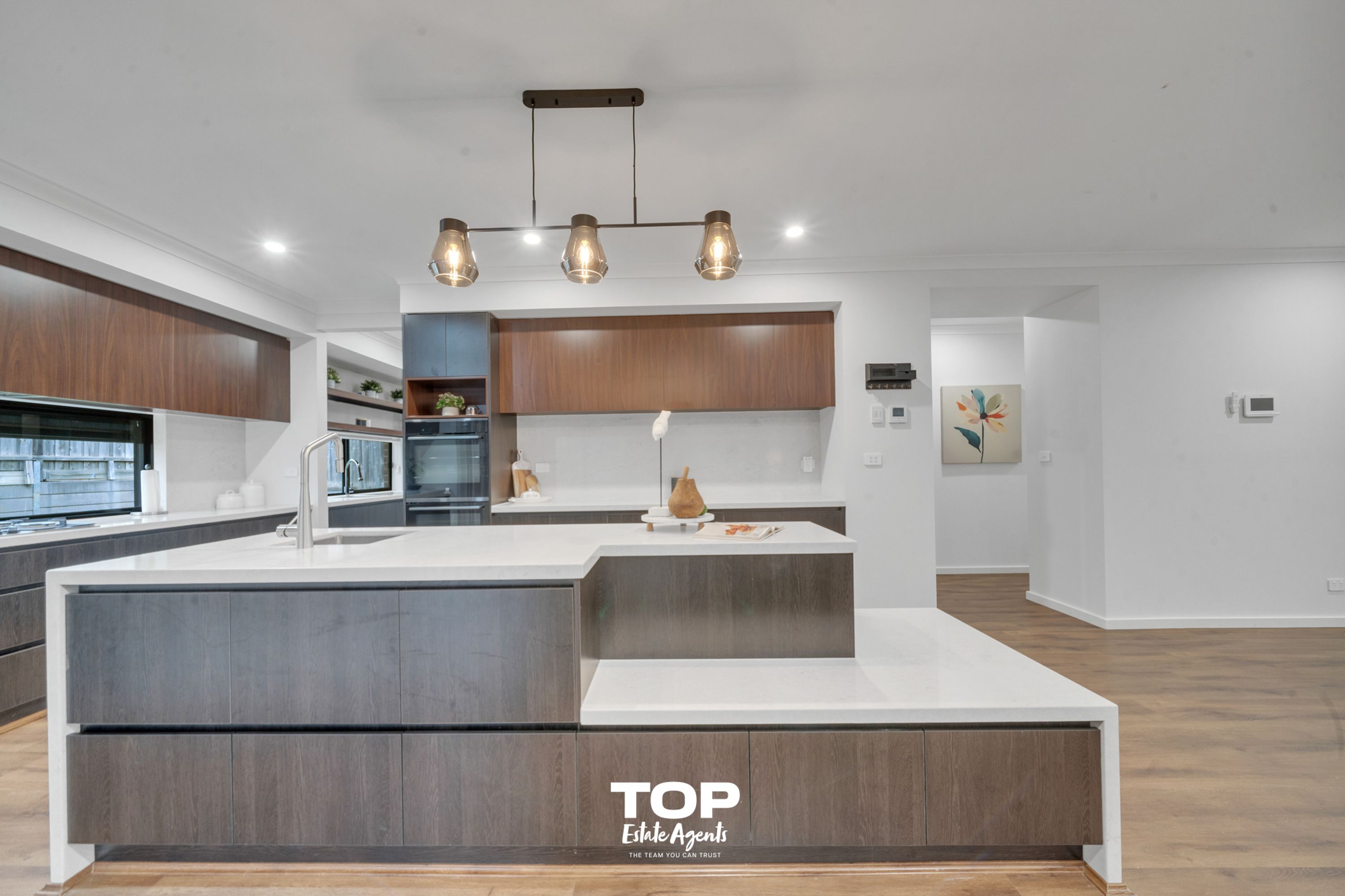 17 Craddock Drive, Clyde North - Thumbnail 8