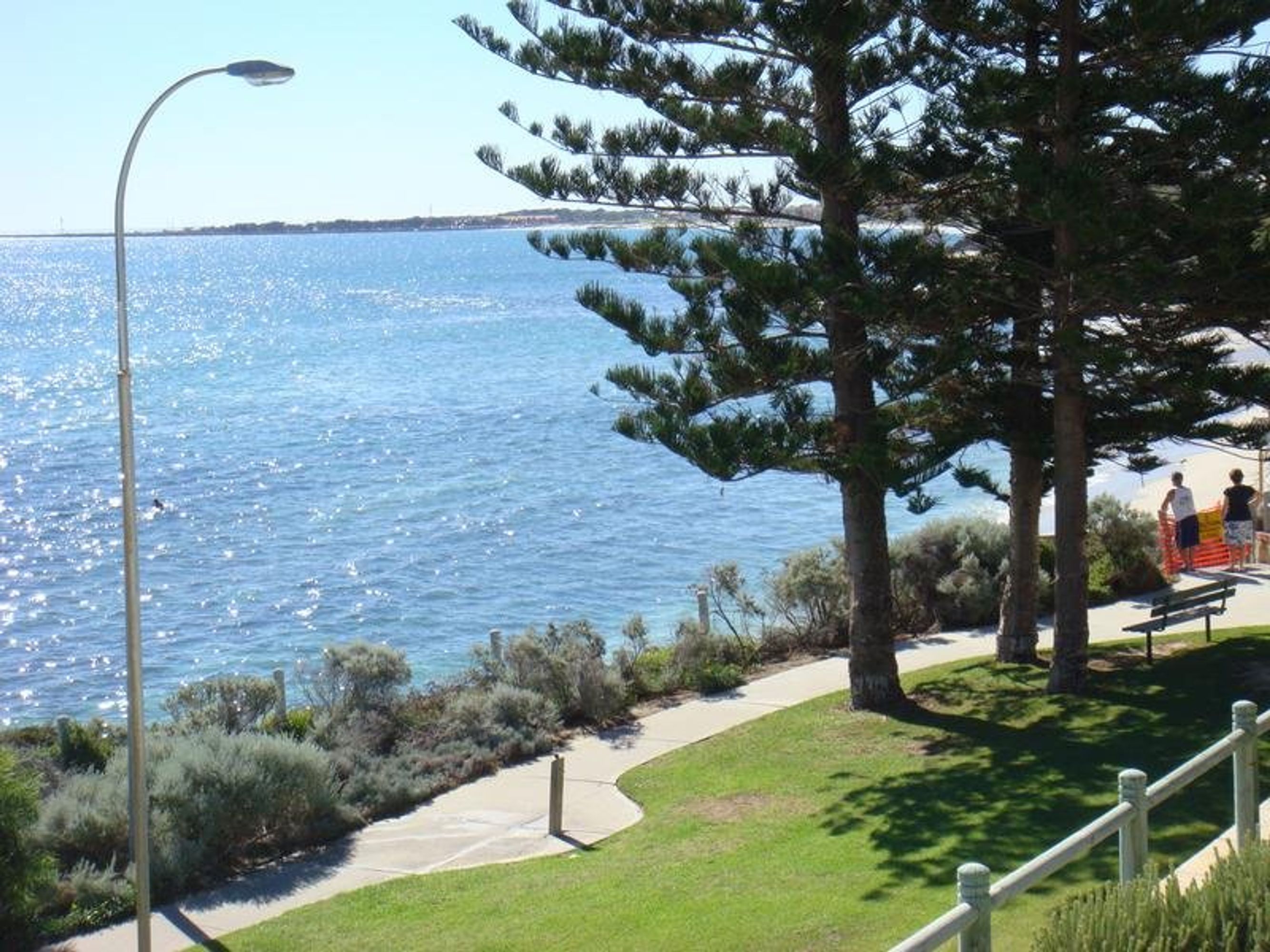 11B Beach Road, Marmion - Thumbnail 3
