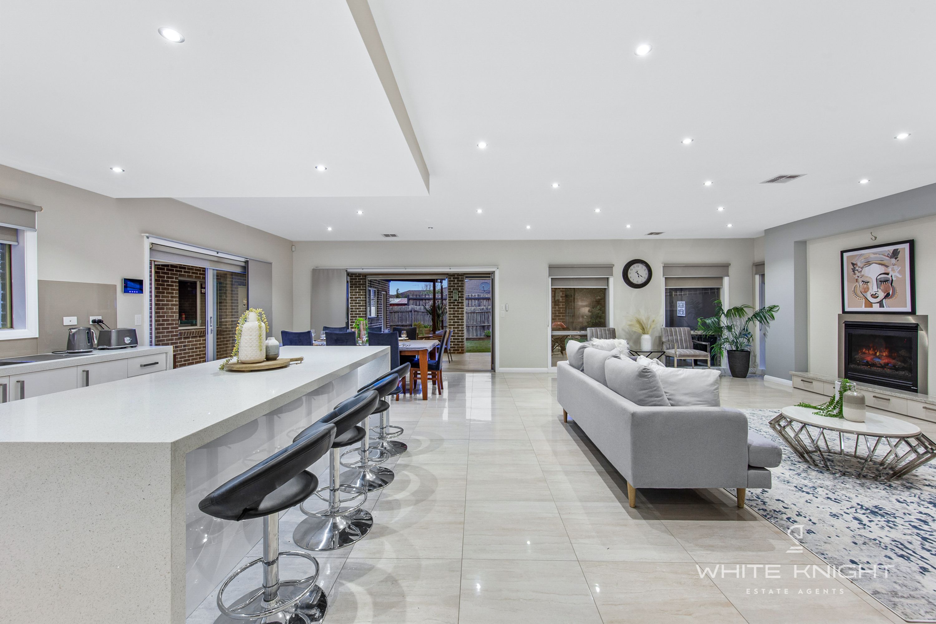 5 The Walk, Taylors Hill VIC 3037, Taylors Hill - Thumbnail 3
