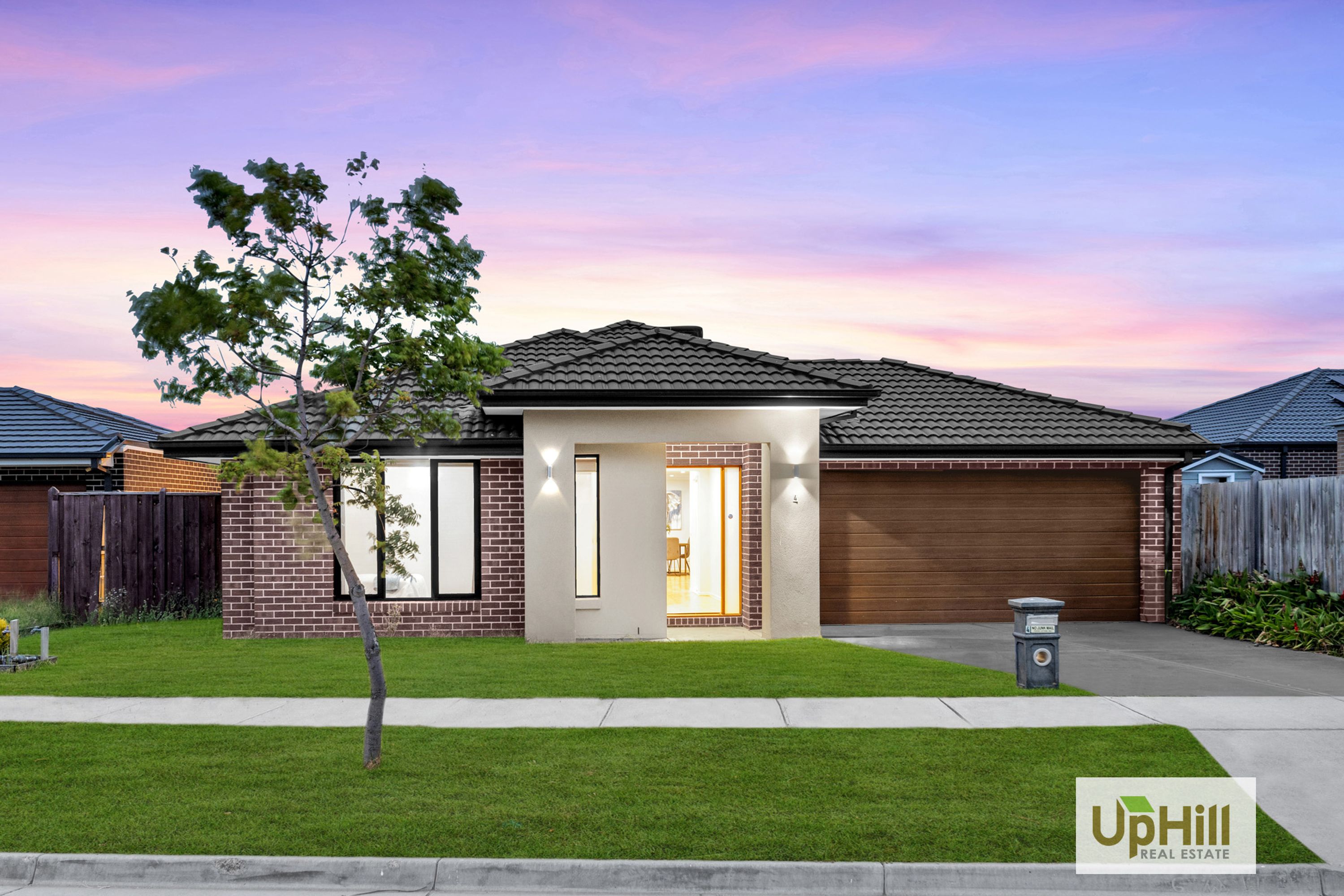 4 Hollybush Avenue, Clyde - Thumbnail 3