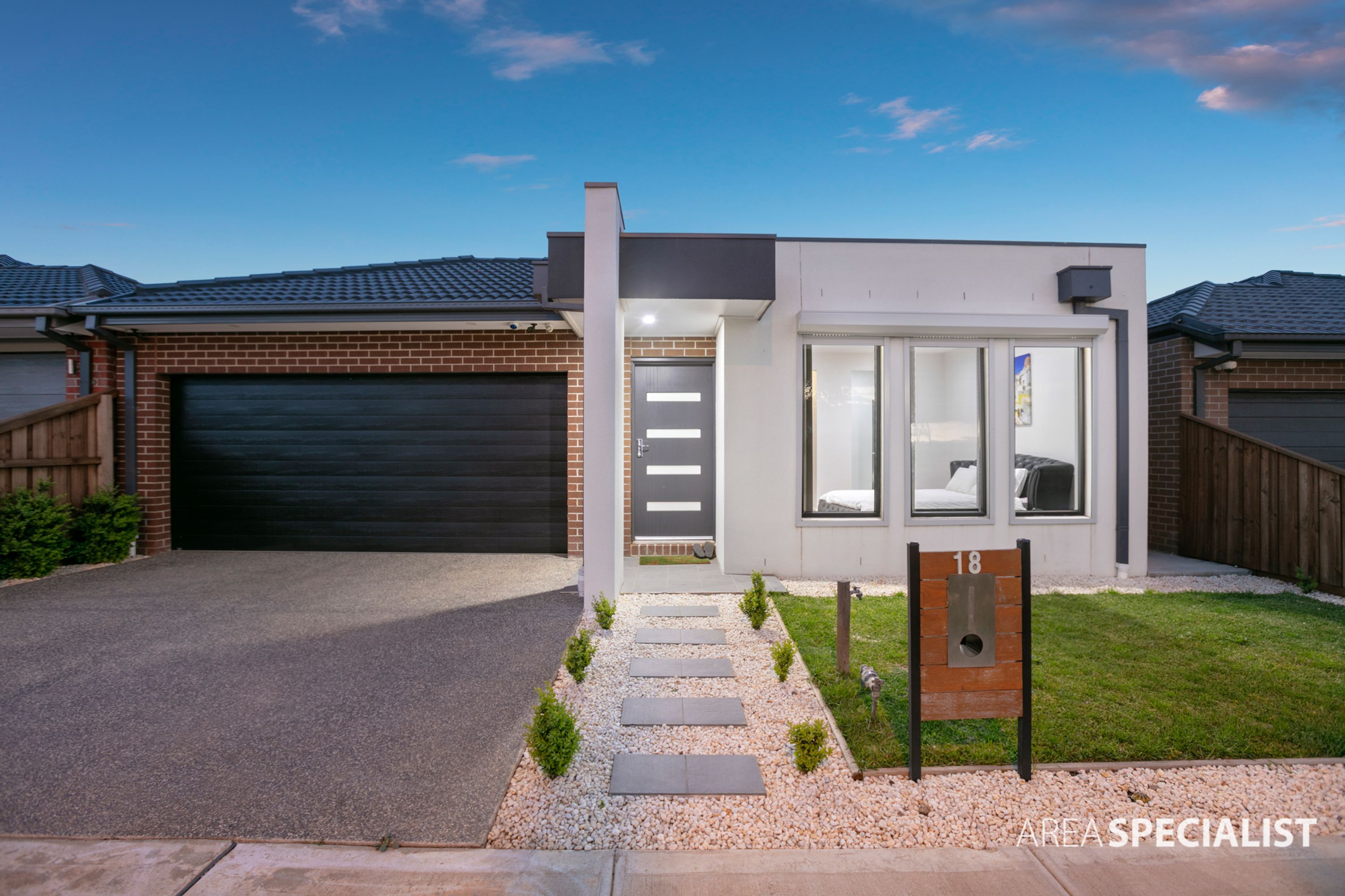 18 Auburn Drive, Fraser Rise VIC 3336, Fraser Rise - Thumbnail 2