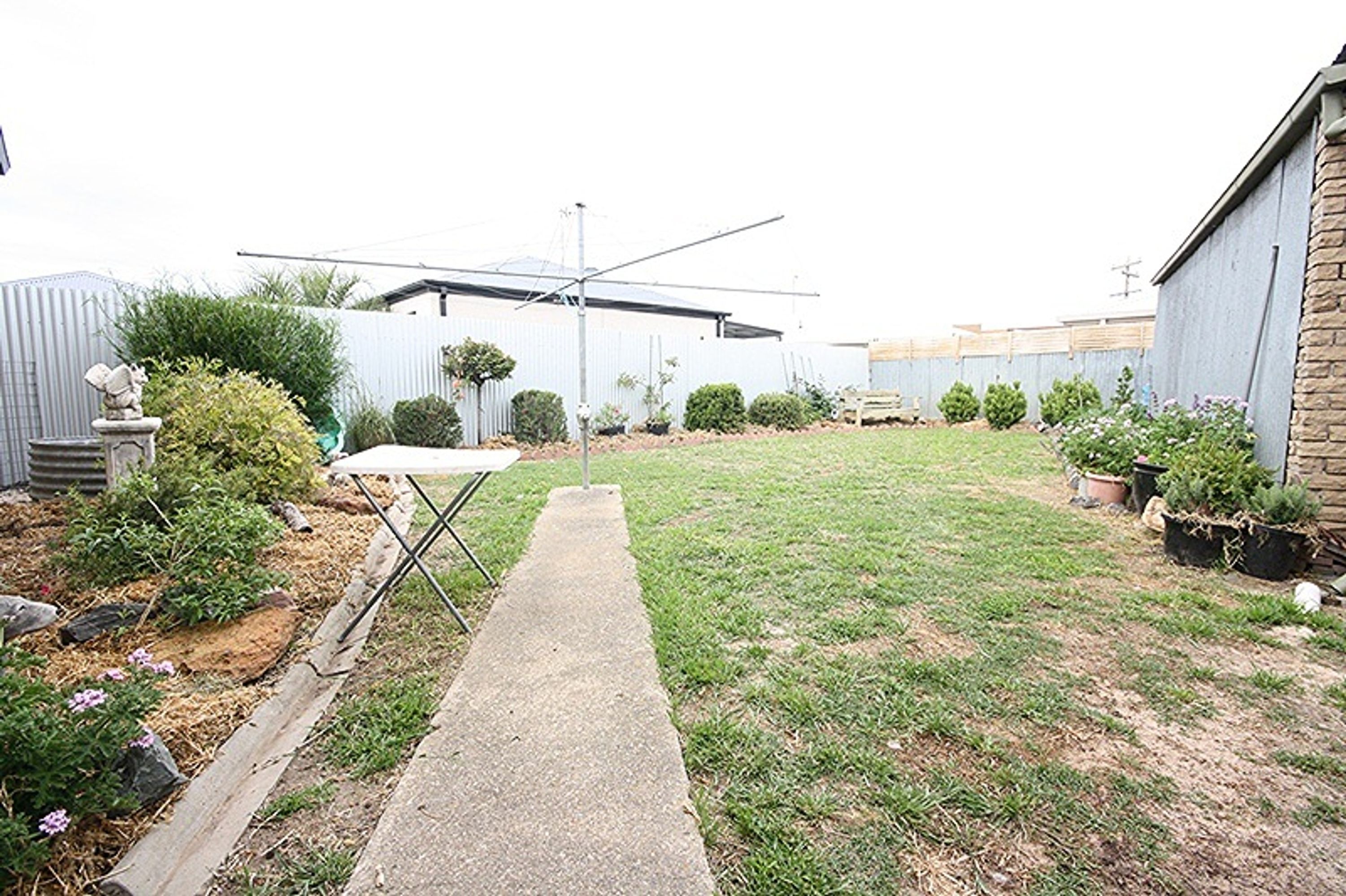 8 Drummond Street, Horsham VIC 3400, Horsham - Thumbnail 8