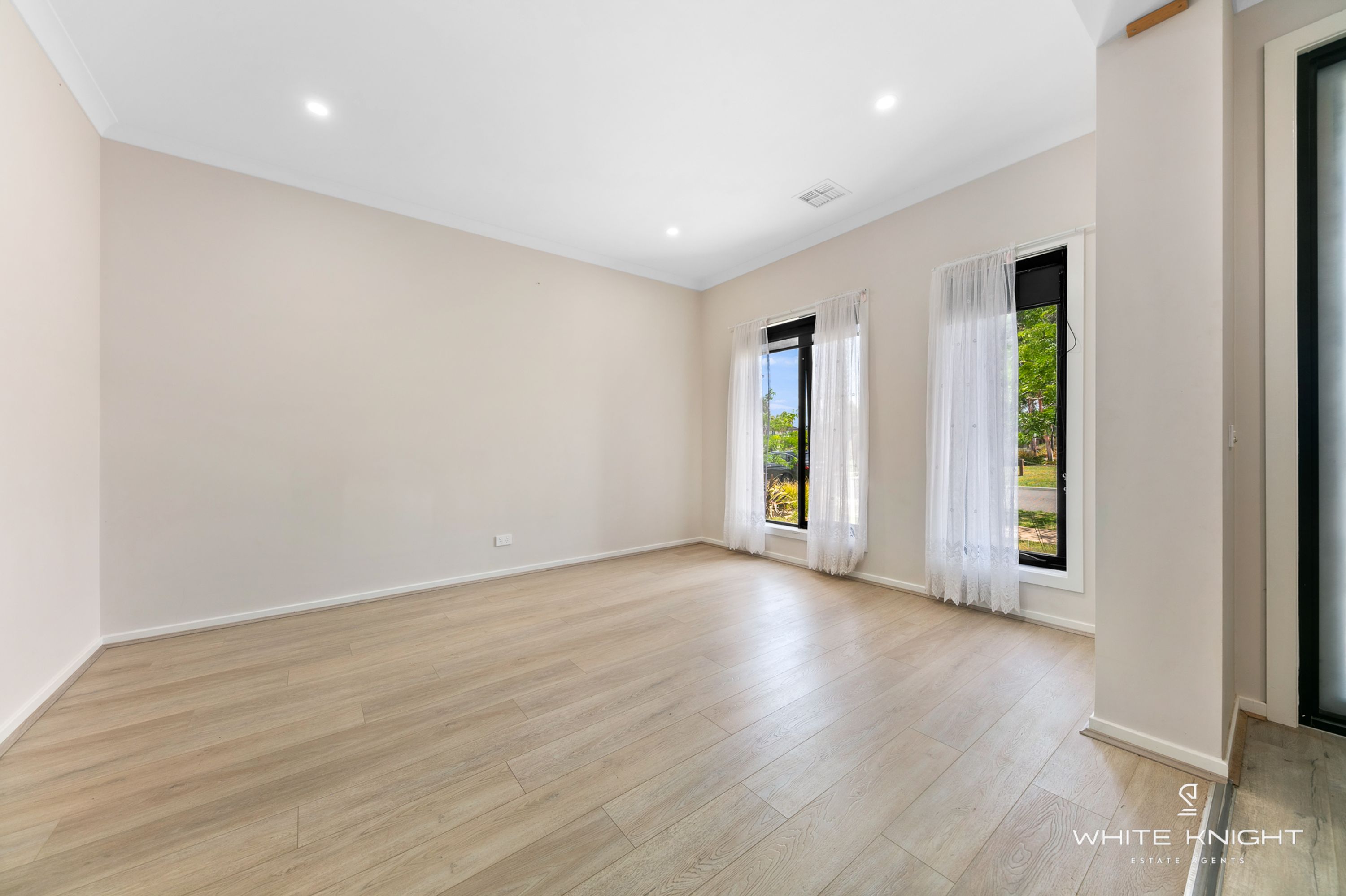 67 Pioneer Drive, Aintree VIC 3336, Aintree - Thumbnail 5
