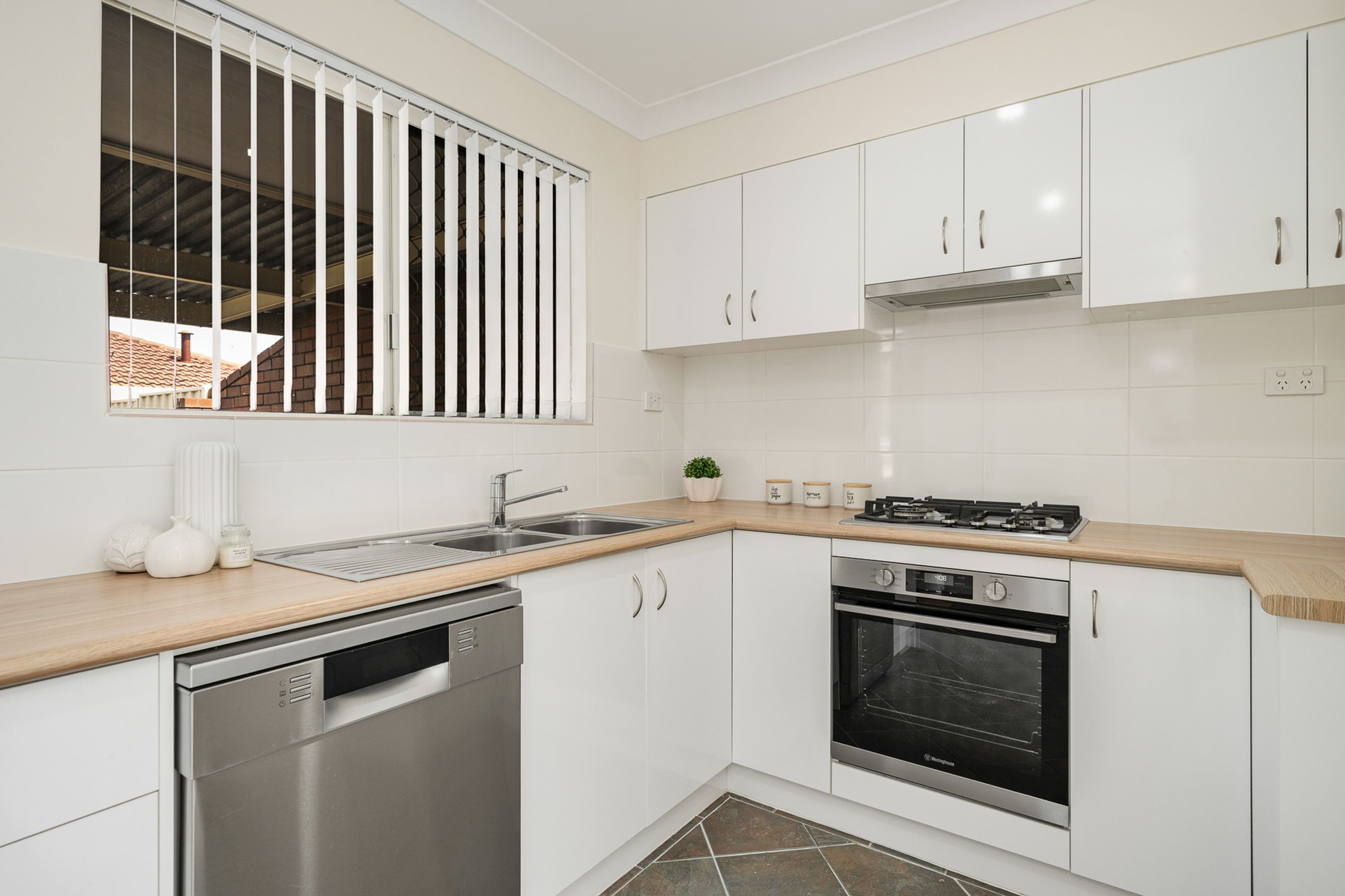 112 Gosnells Road West, Maddington, Maddington - Thumbnail 7