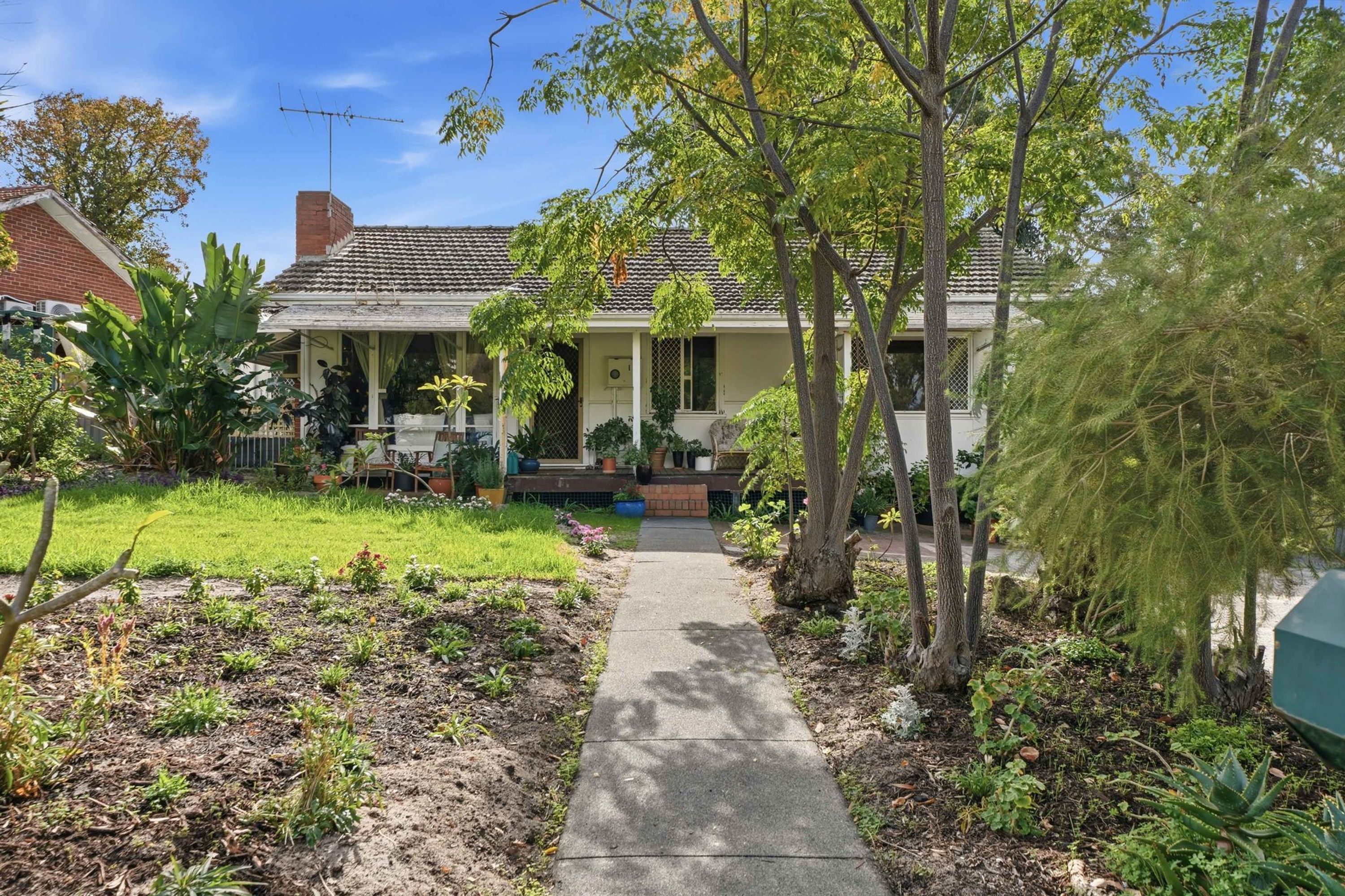 11 Reen Street, St James, St James - Image 1