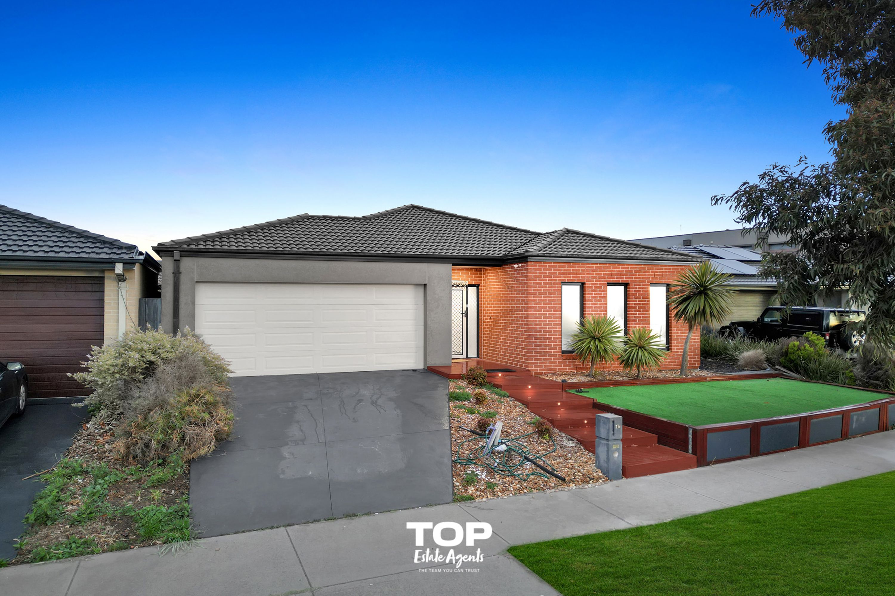 16 Wheelers Park Drive, Cranbourne North - Thumbnail 3