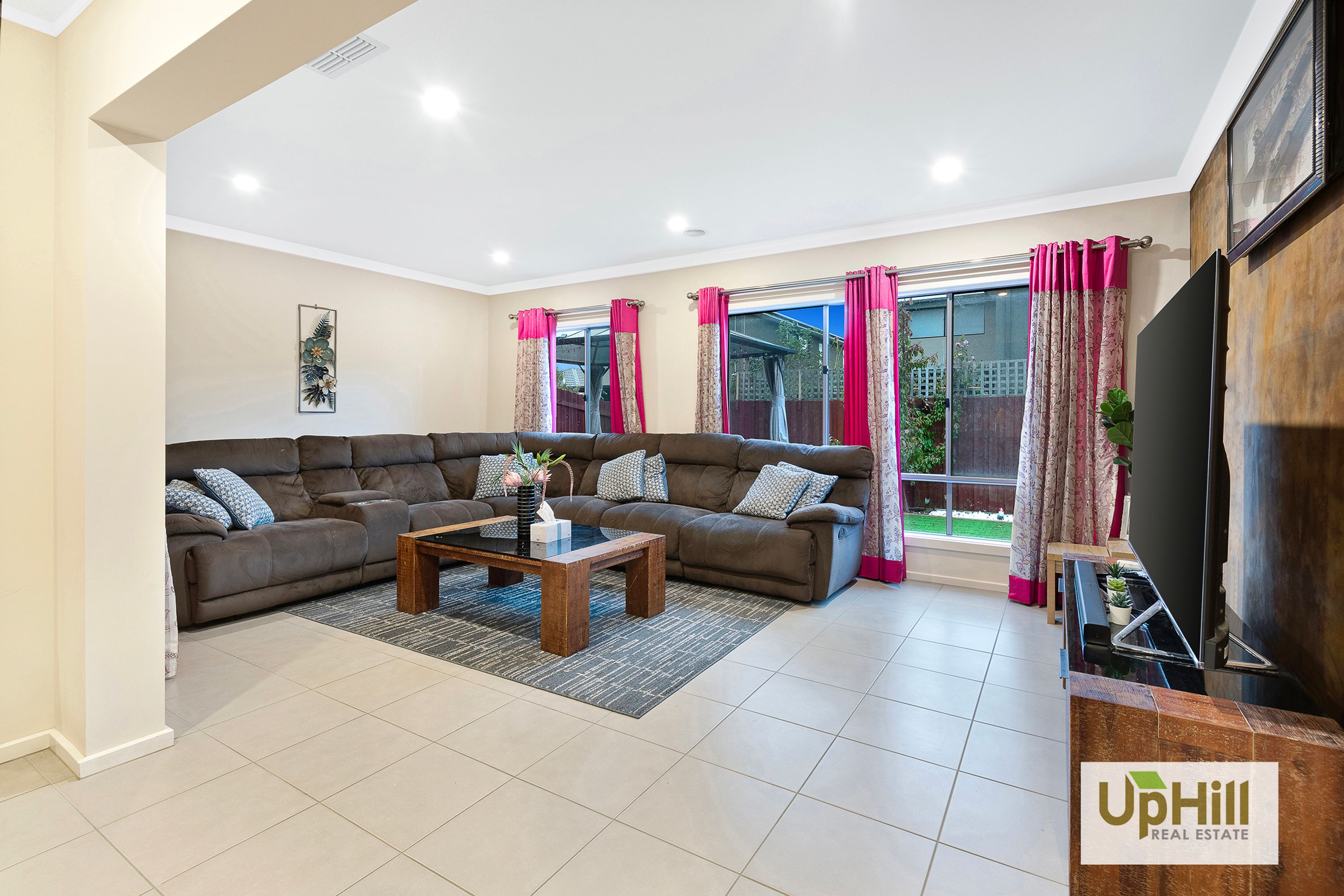 37 Fiorelli Boulevard, Cranbourne East - Thumbnail 8
