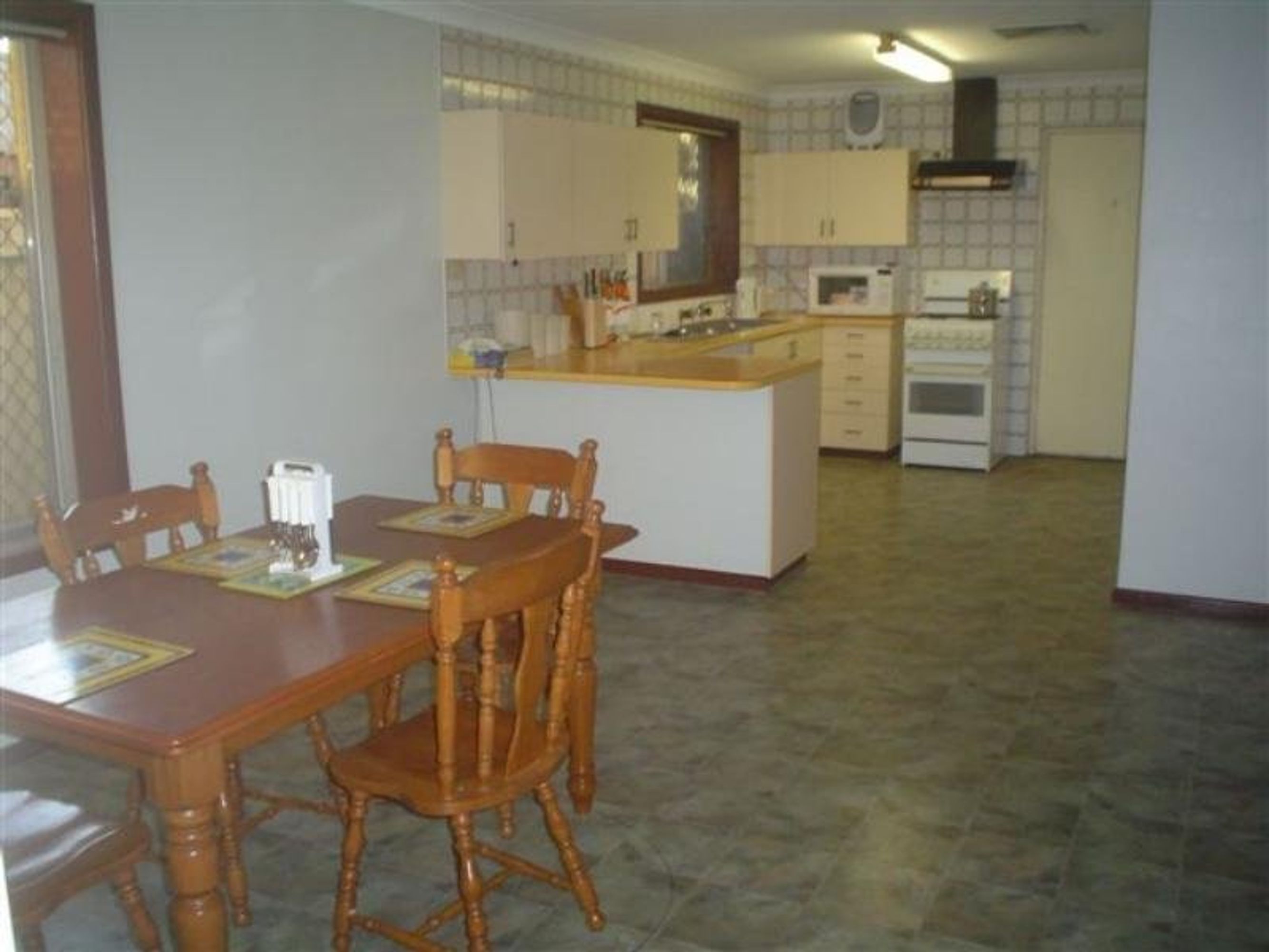 11 Mitchie Crescent, South Hedland, South Hedland - Thumbnail 5