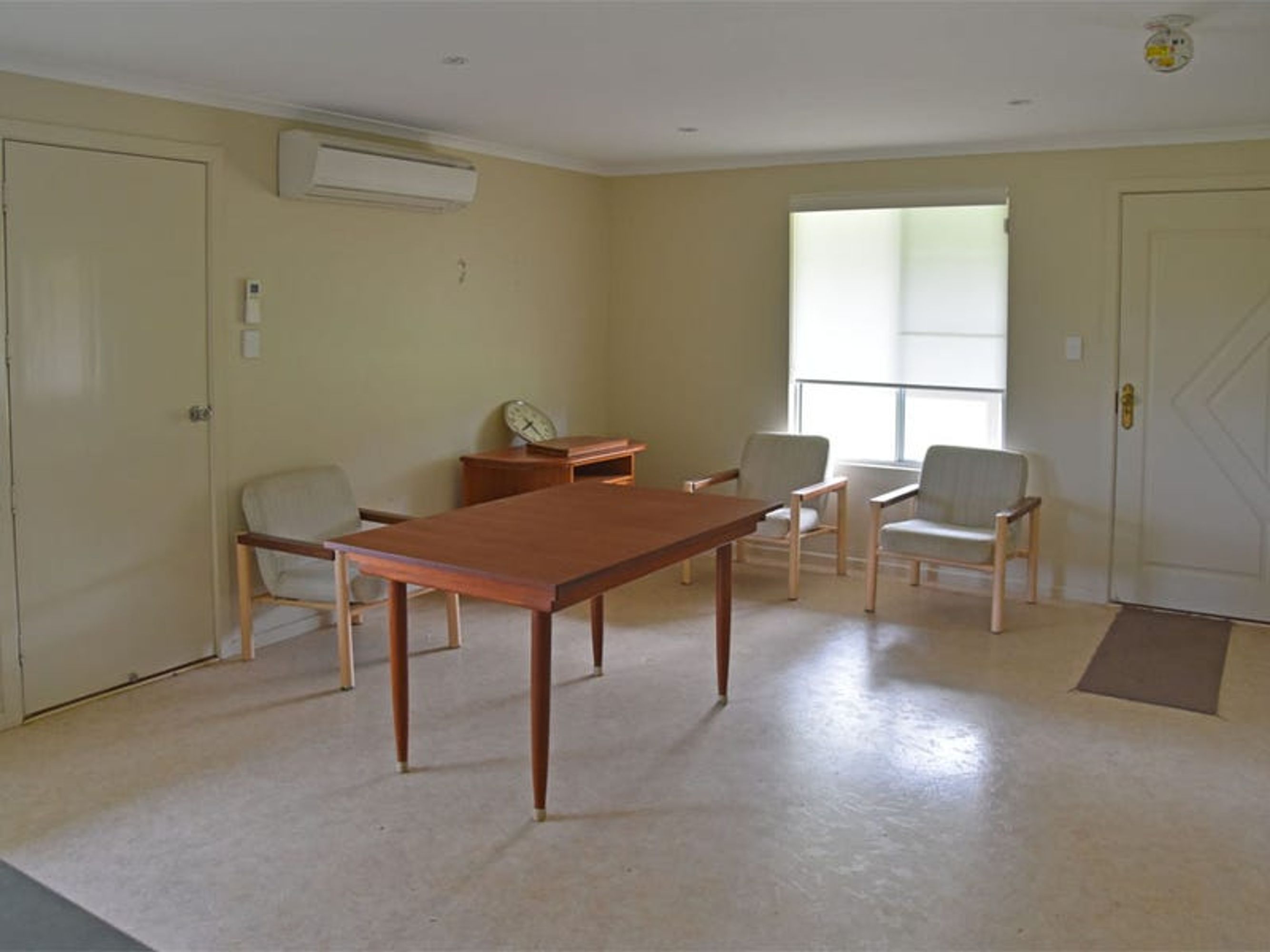 32 Reeves Lane, Lawrence - Thumbnail 7