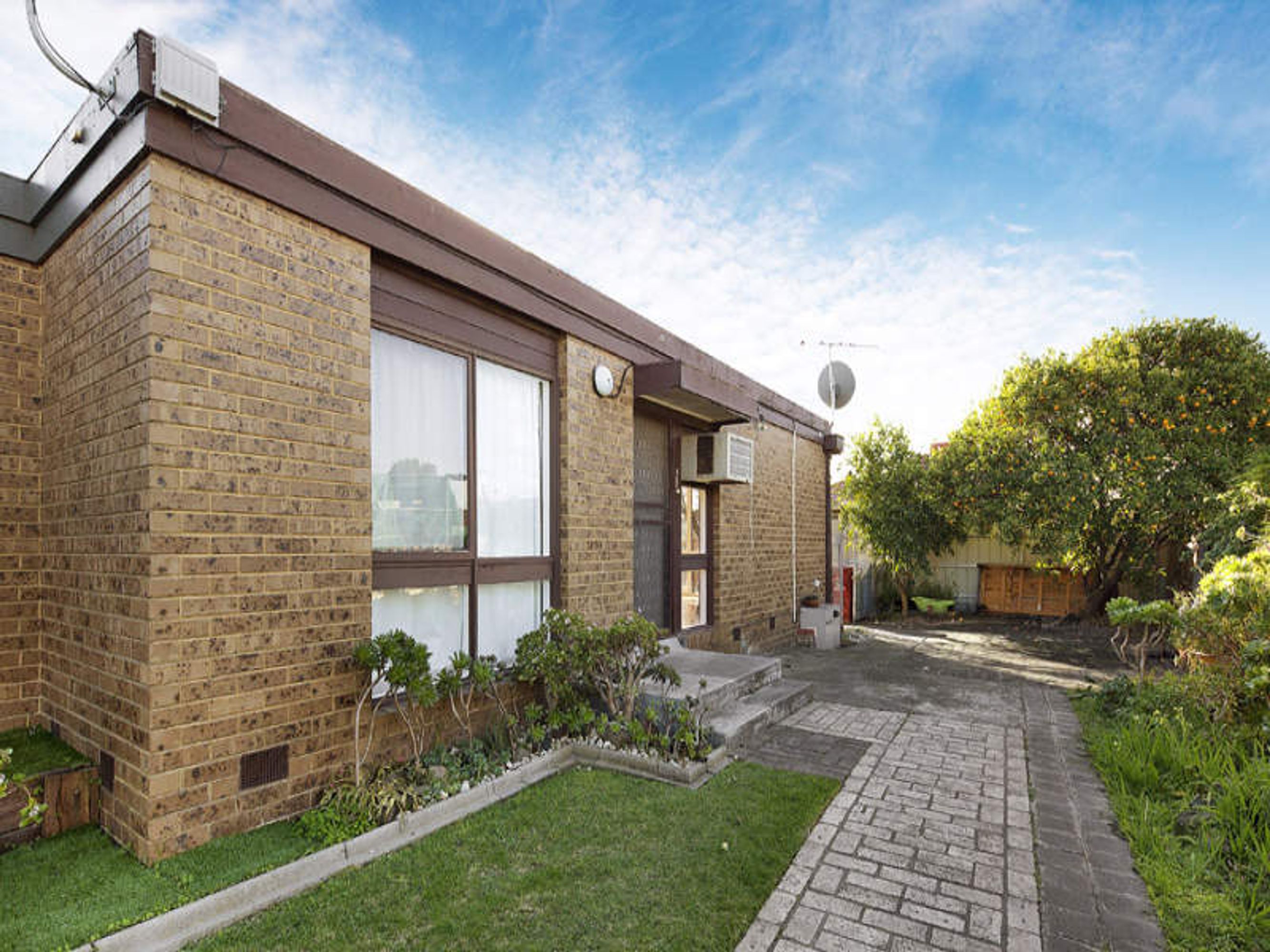 2/3 Oak Grove