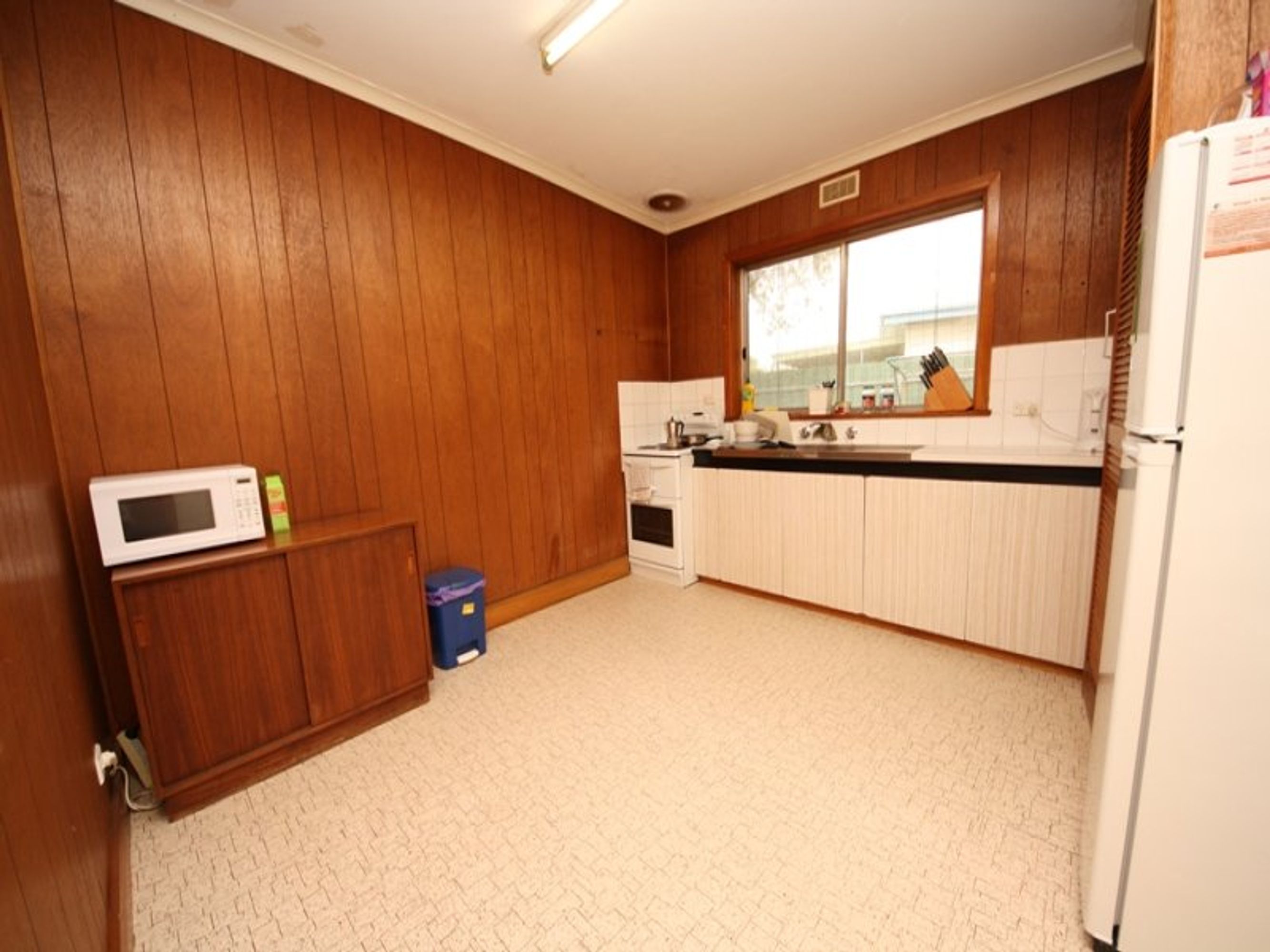 2/16 John Street, Horsham VIC 3400, Horsham - Thumbnail 2