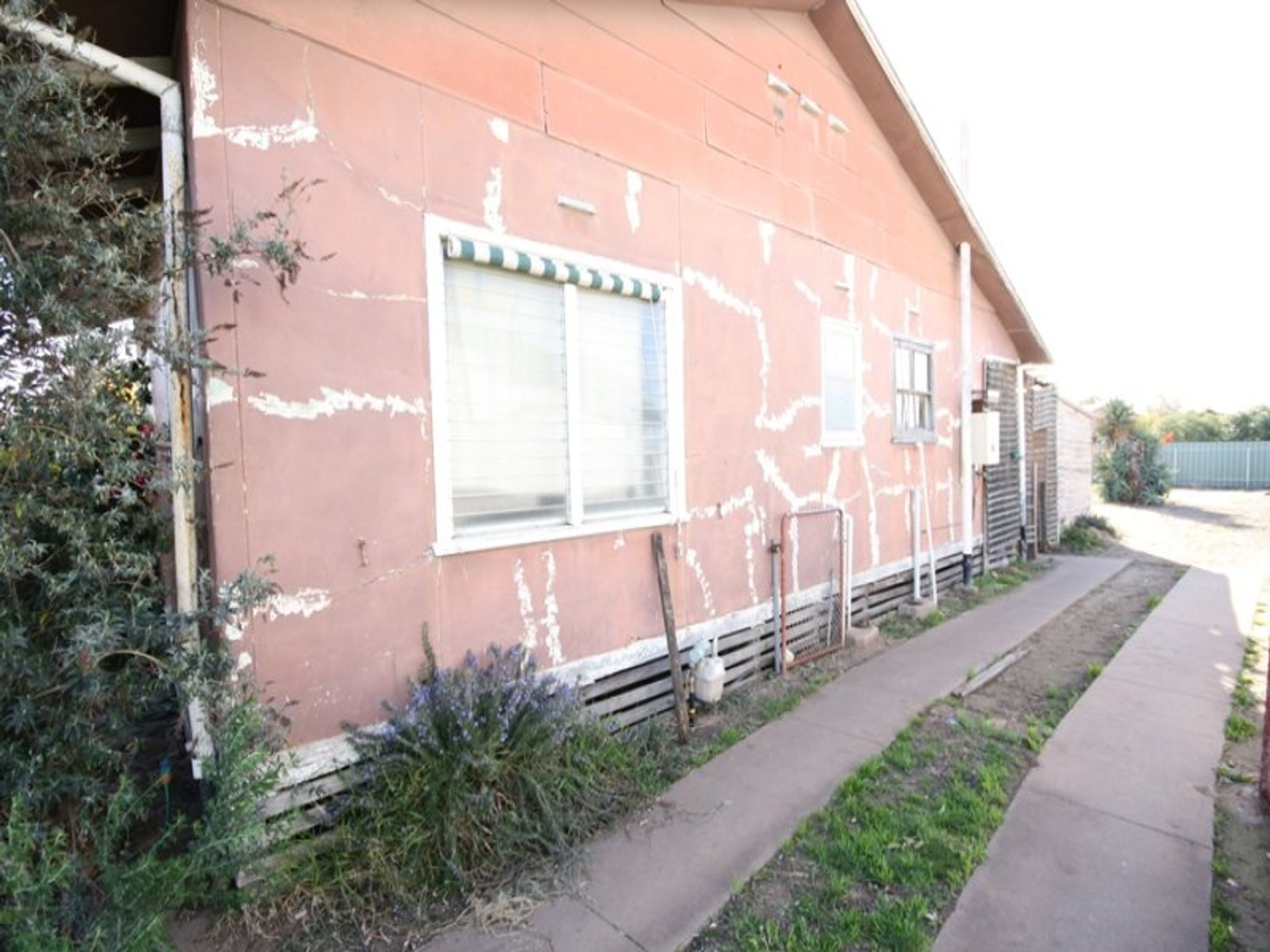 4 Philip Street, Horsham VIC 3400, Horsham - Thumbnail 2