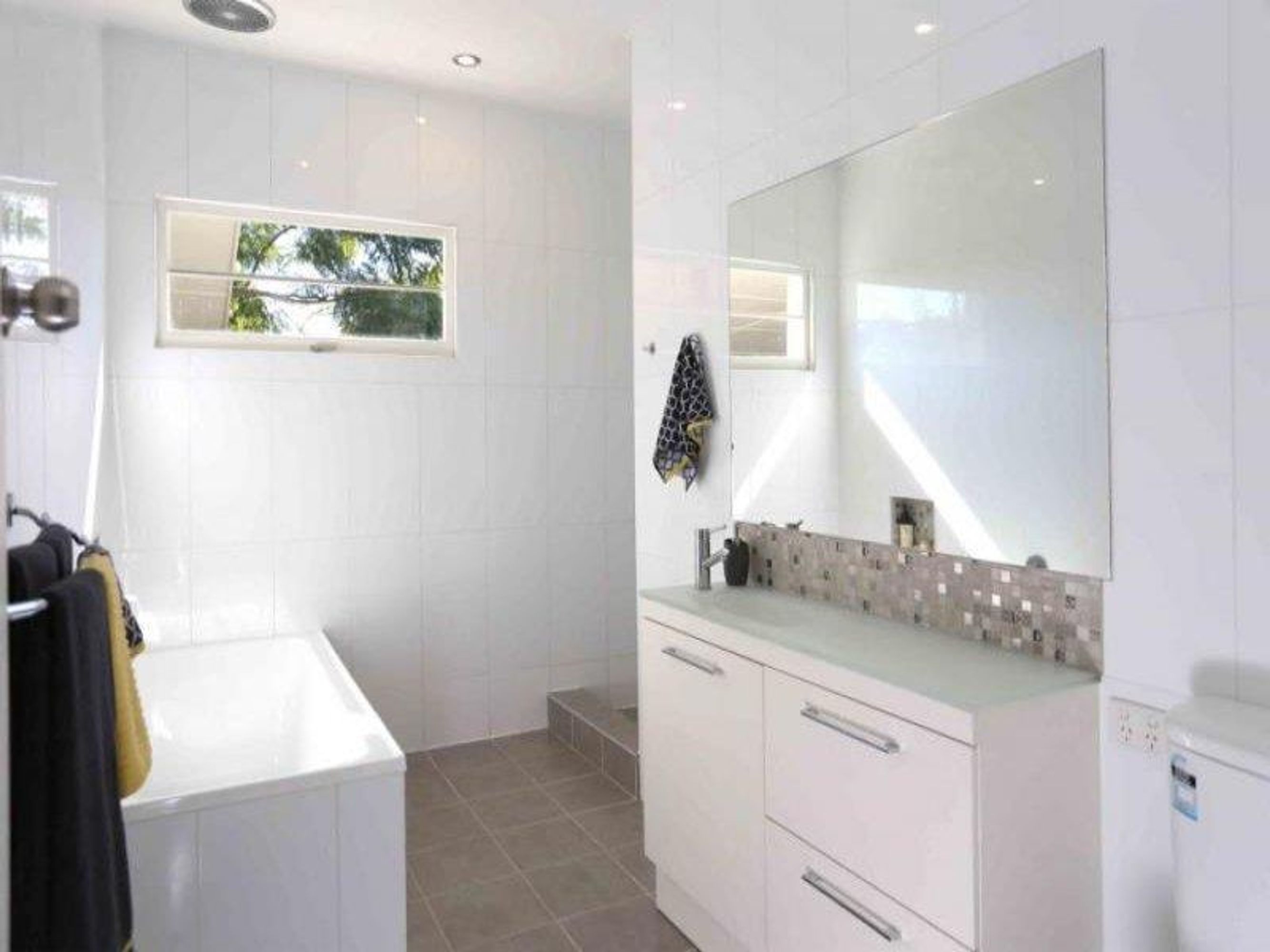 11 Bromley Street, Grafton - Thumbnail 4