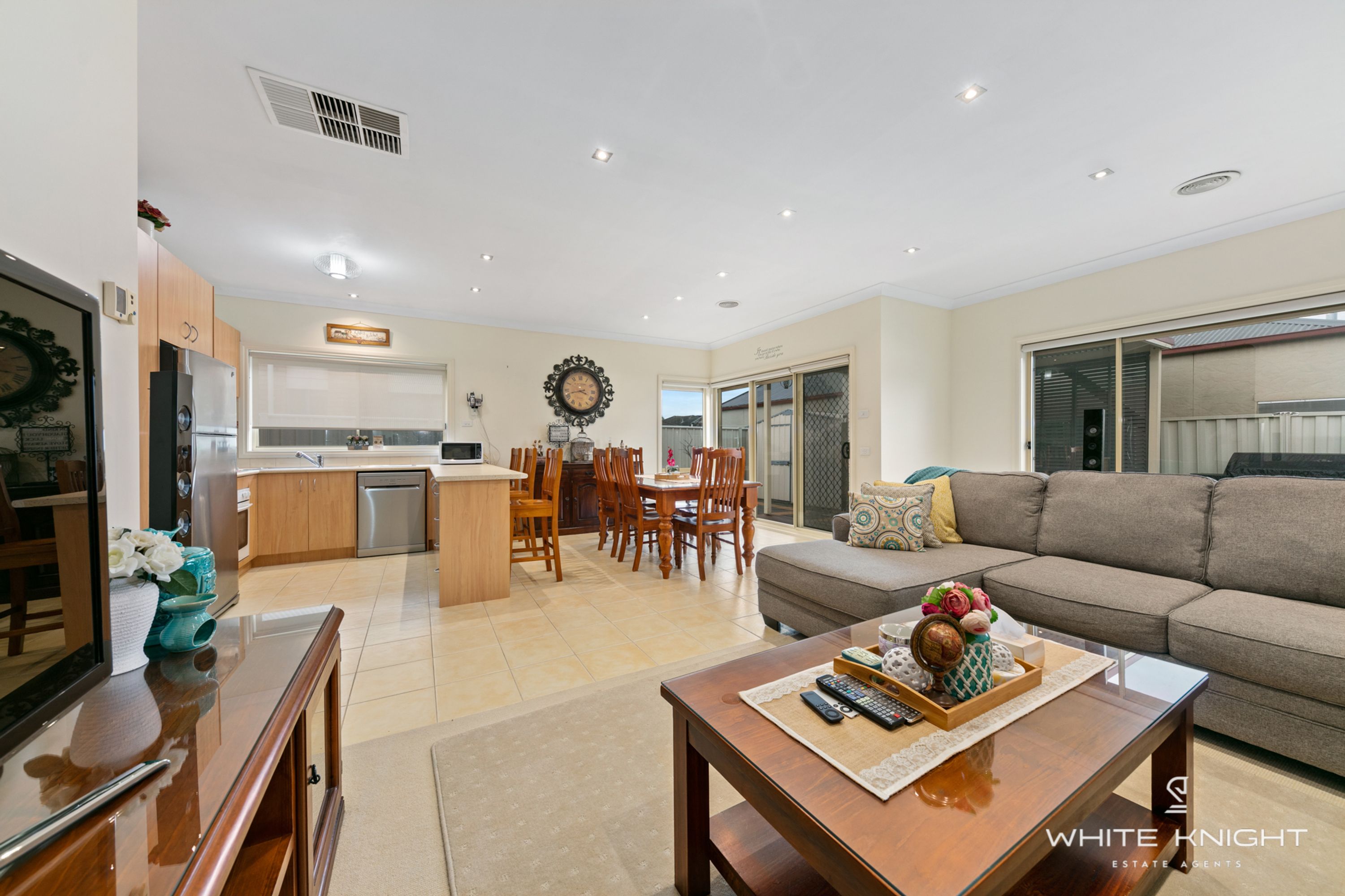 65 Grampians Way, Caroline Springs VIC 3023, Caroline Springs - Thumbnail 6