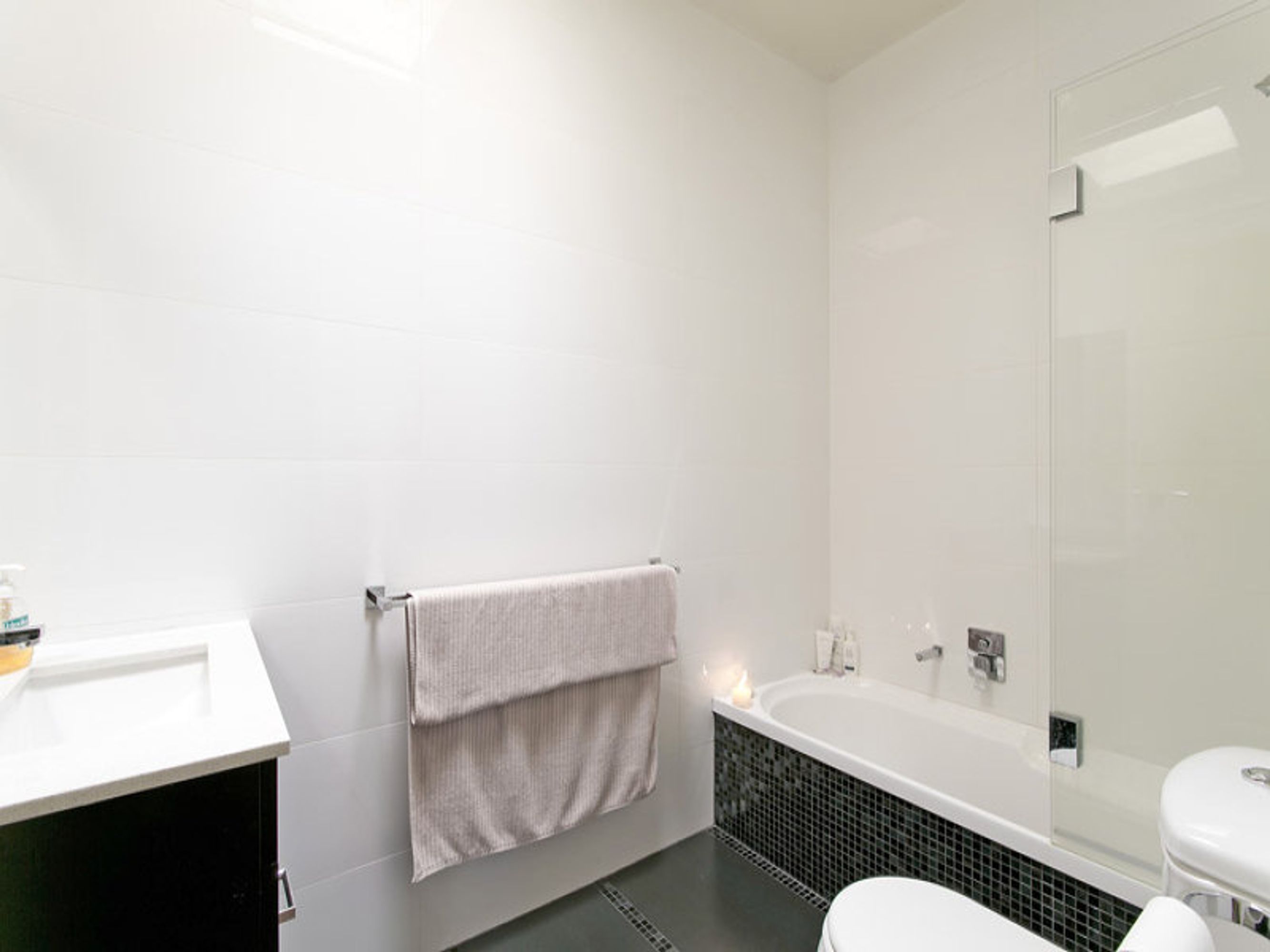 42 Parsons Avenue, Springvale - Thumbnail 4