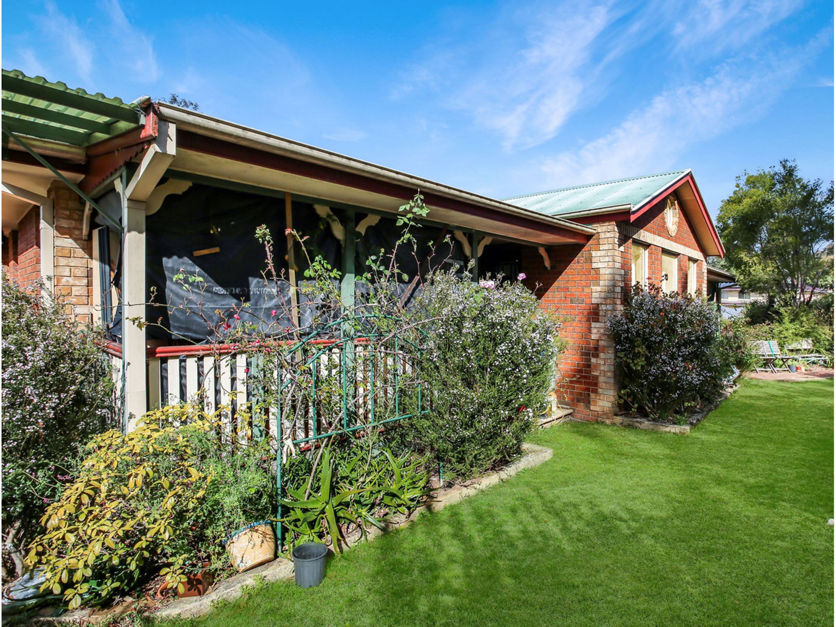 11 Flora Street, Wentworth Falls - Thumbnail 4
