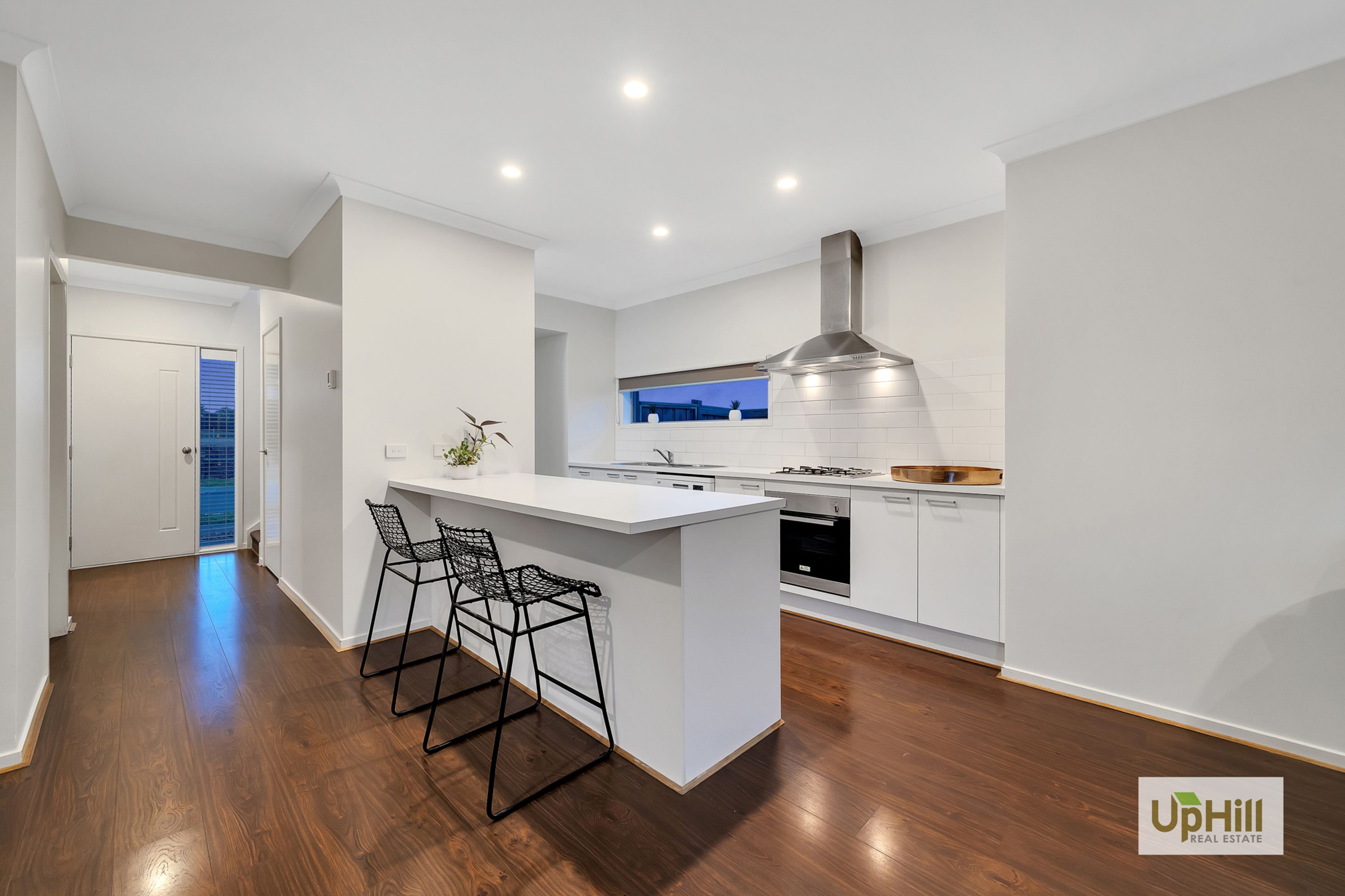 23 ELMTREE CRESCENT, Clyde North - Thumbnail 5