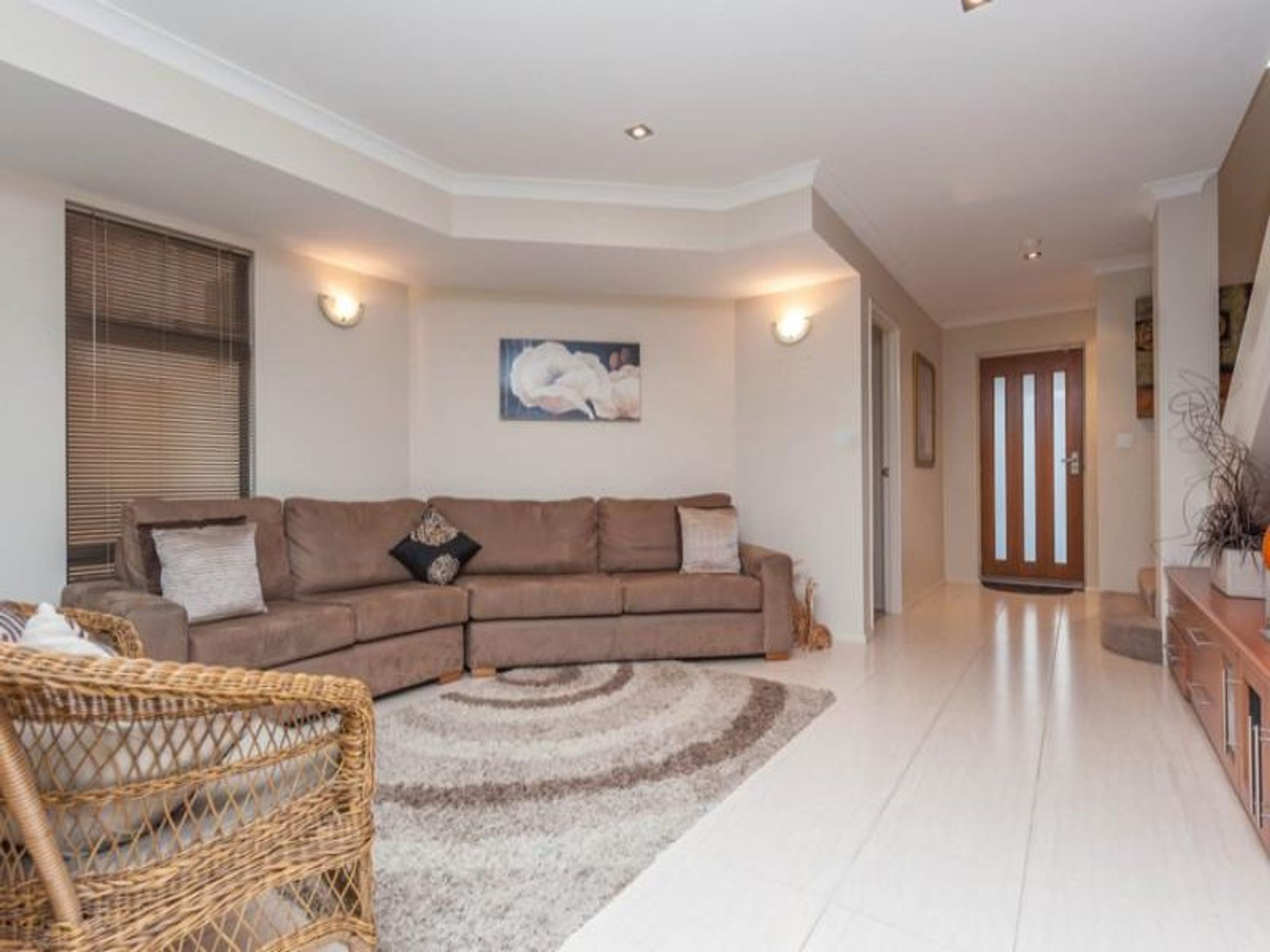 38B Kembla Circle, Madeley - Thumbnail 3