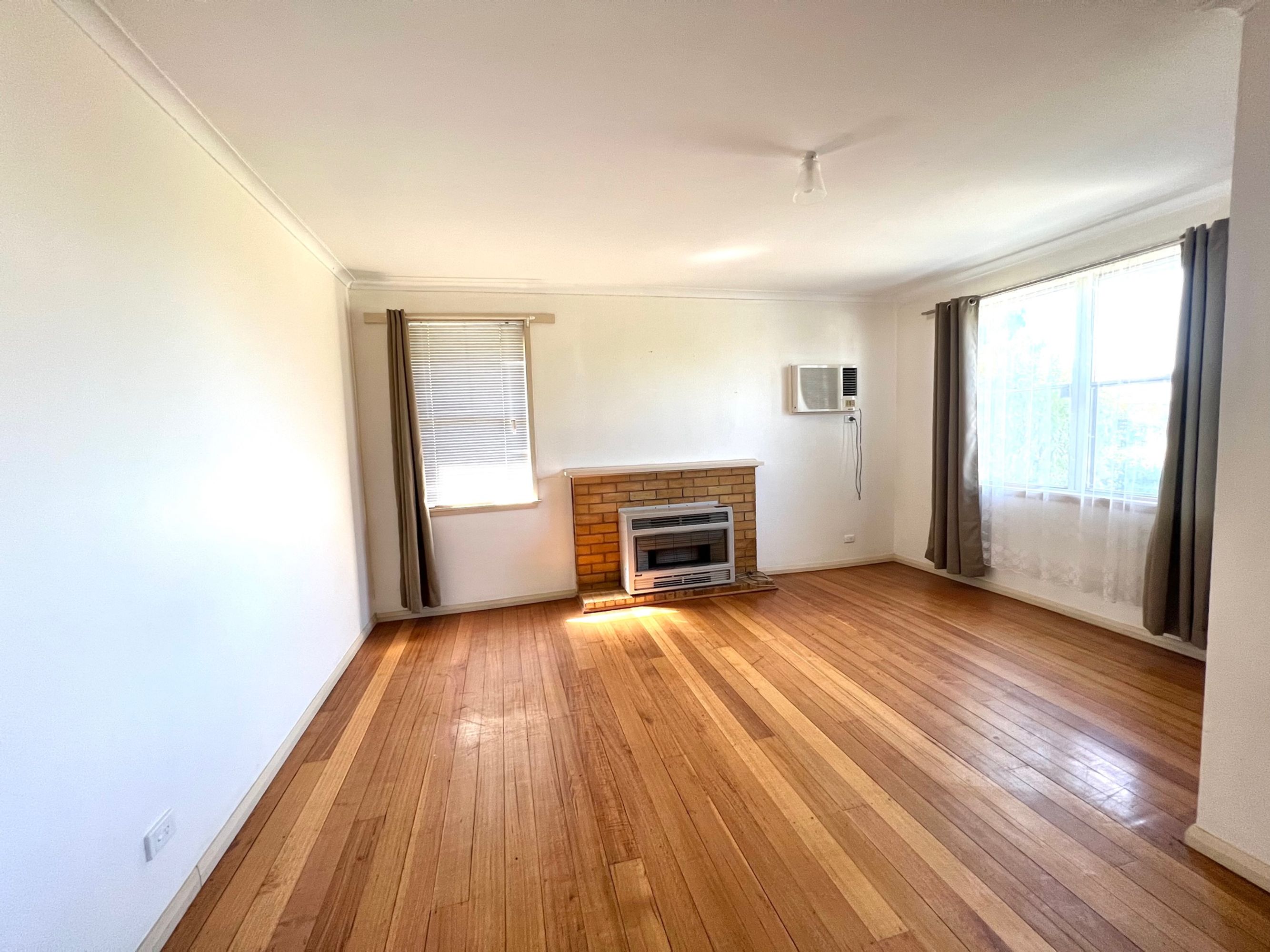 35 Albert Street, Horsham VIC 3400, Horsham - Thumbnail 2