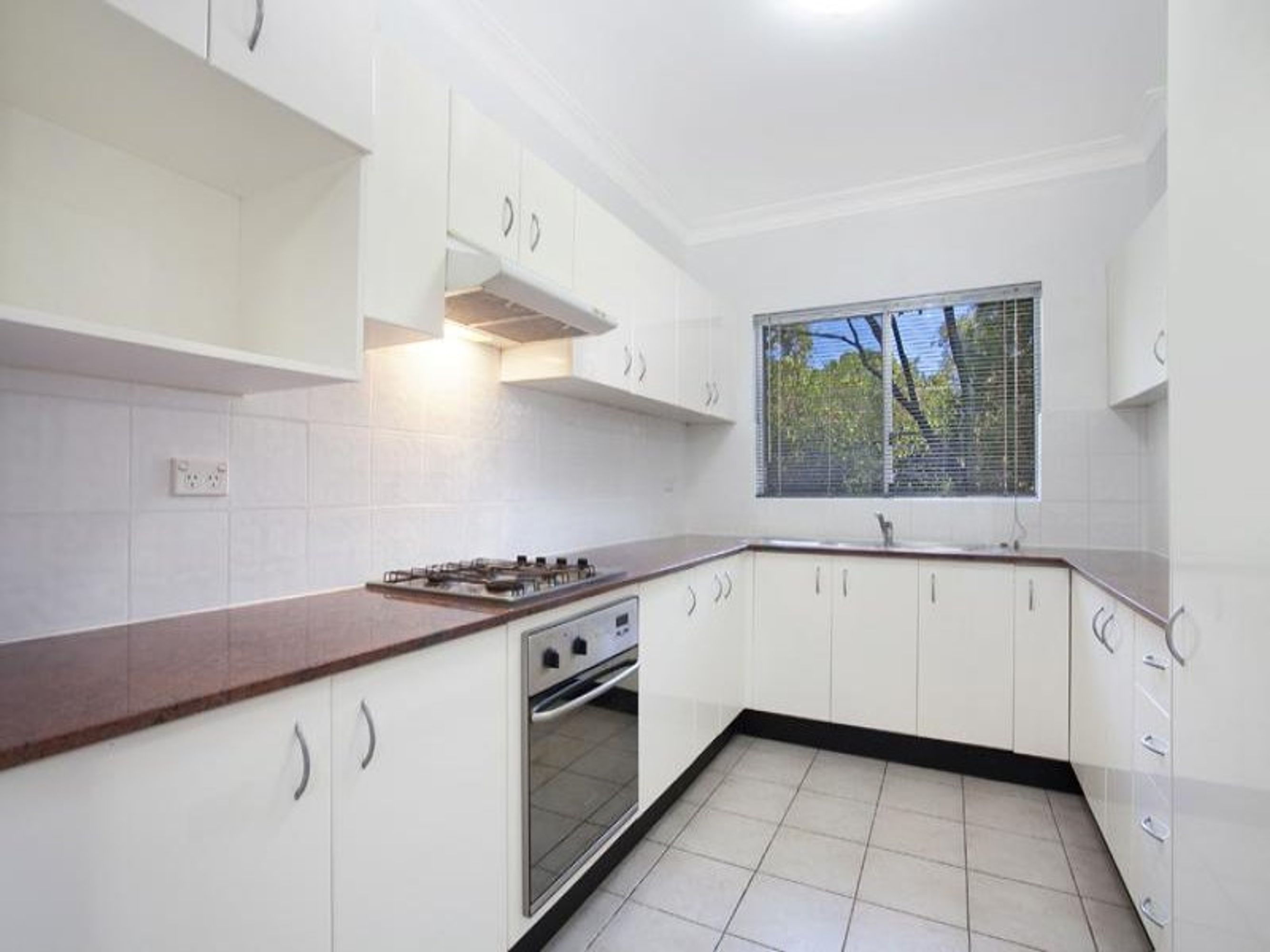 7/20-24 Dalcassia St, Hurstville, Hurstville - Thumbnail 2