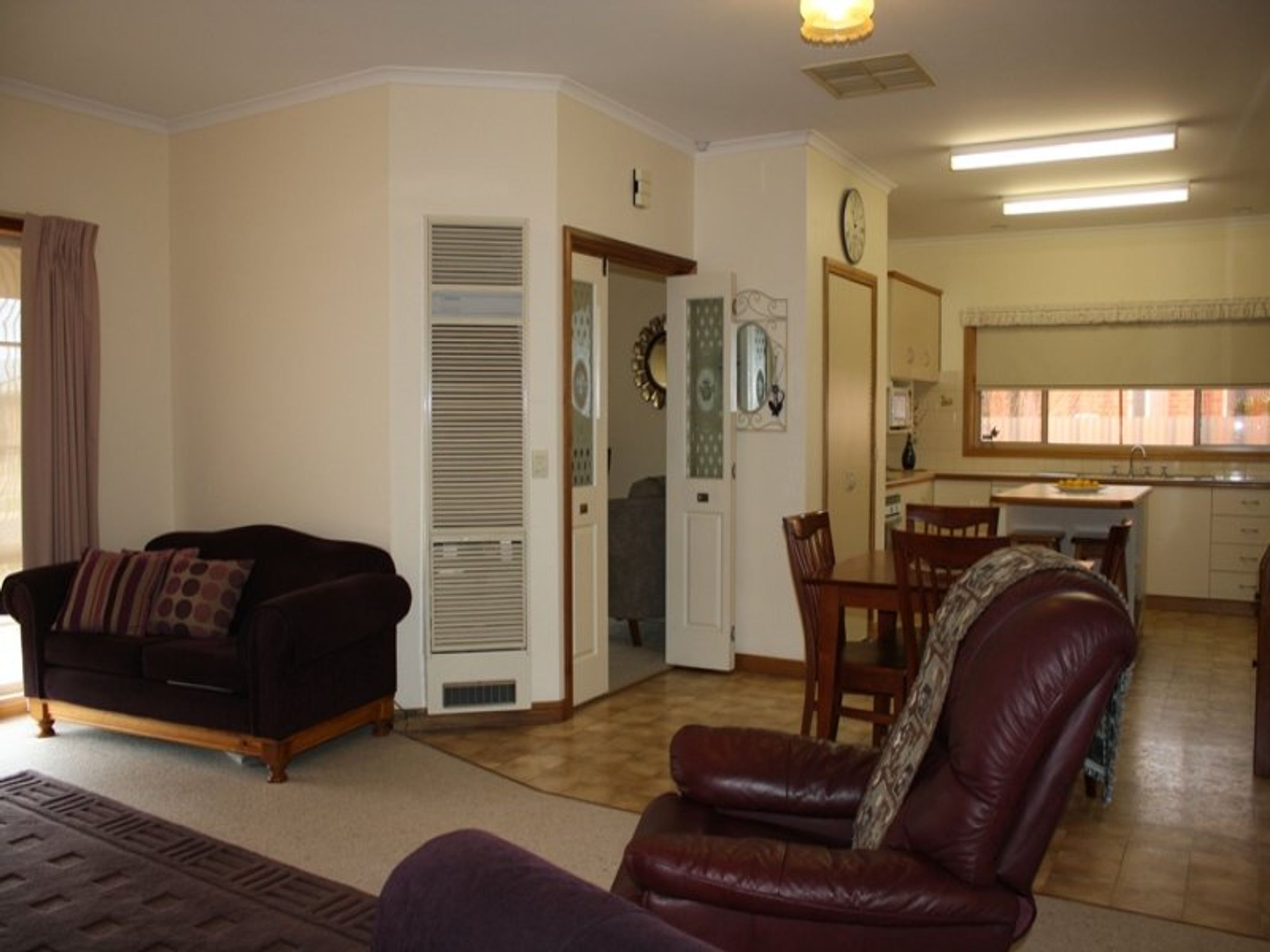 9 Henderson Avenue, Horsham VIC 3400, Horsham - Thumbnail 6